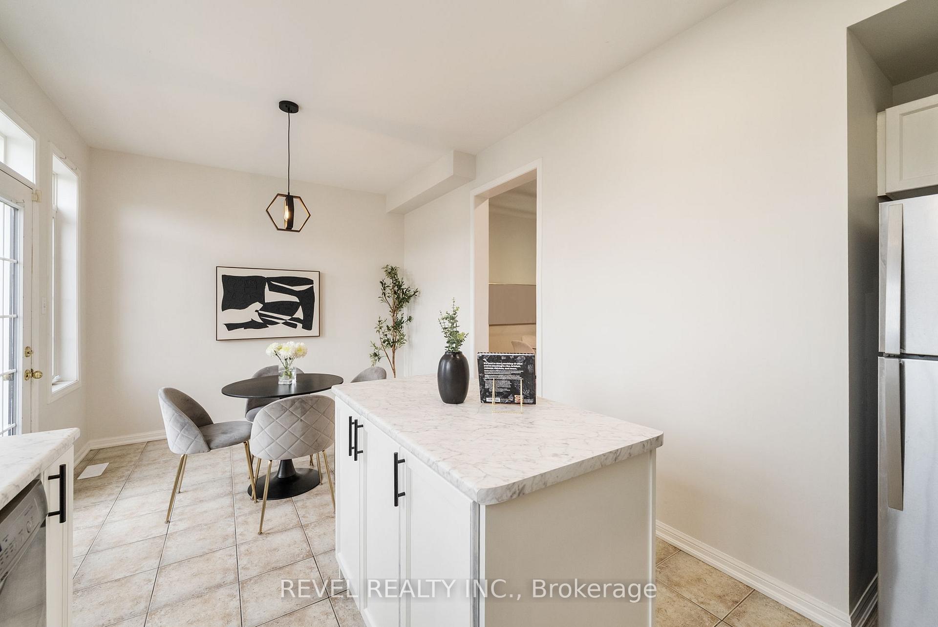Photo 19 of 81 Barkdale Way, Whitby, Pringle Creek — HOMEH