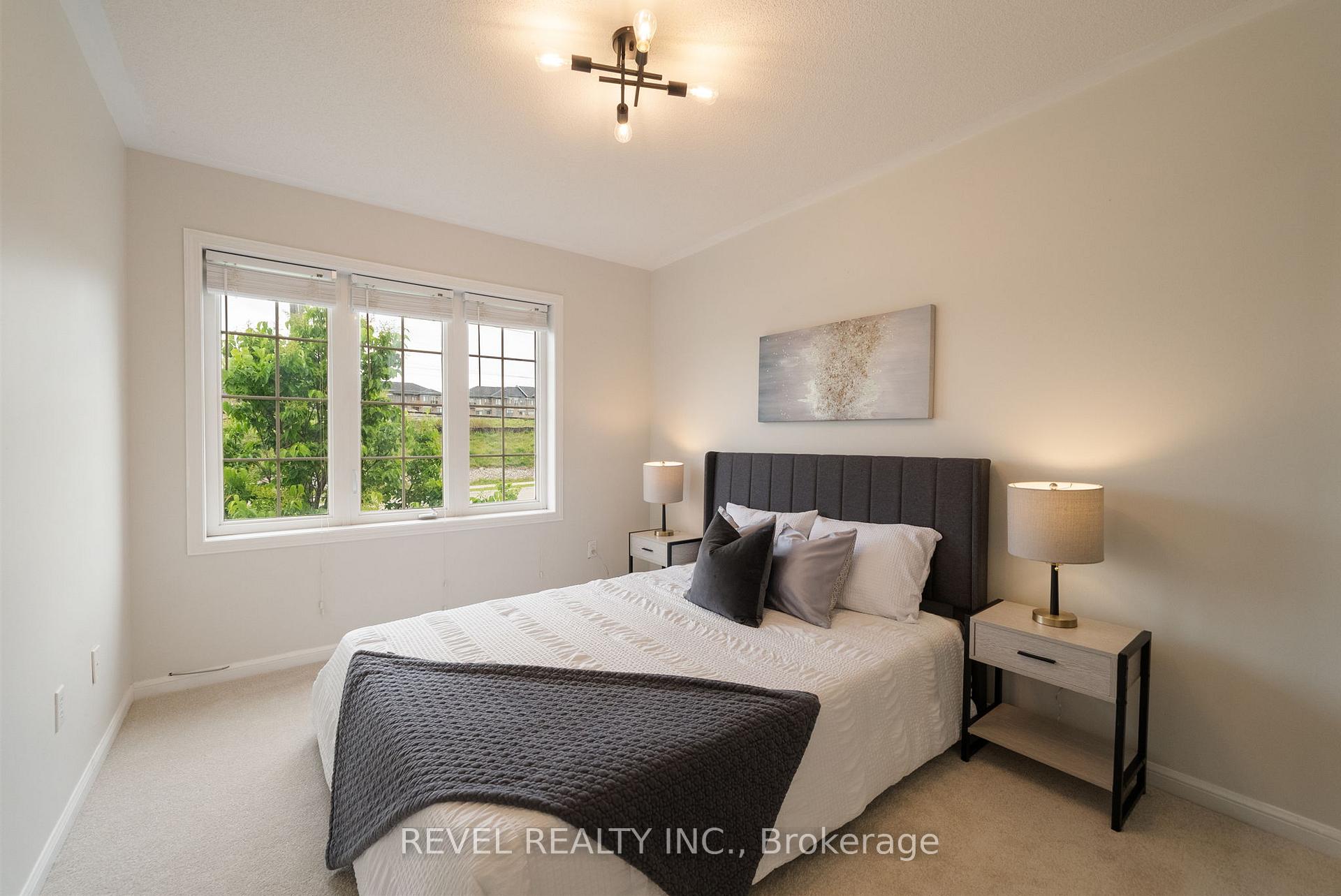Photo 27 of 81 Barkdale Way, Whitby, Pringle Creek — HOMEH