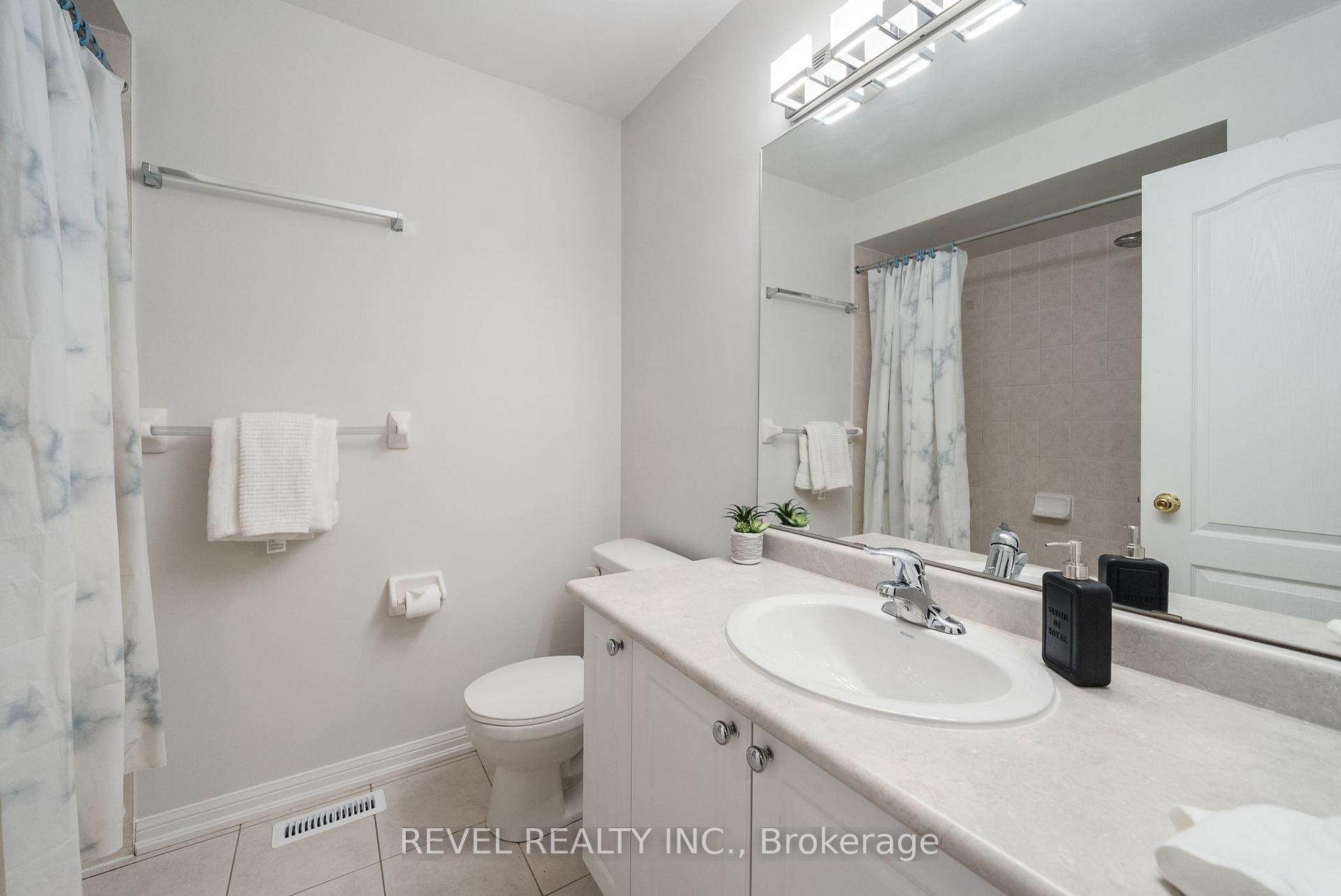 Photo 30 of 81 Barkdale Way, Whitby, Pringle Creek — HOMEH