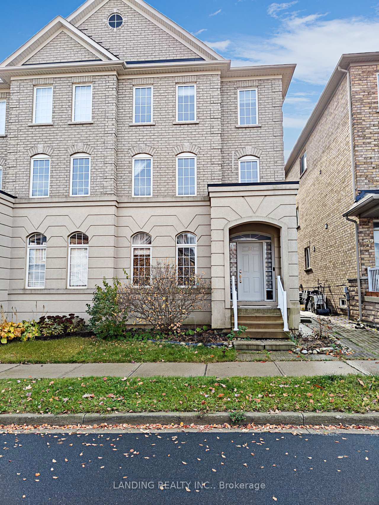 Photo 2 of 61 Northvale Road, Markham, Cornell — HOMEH