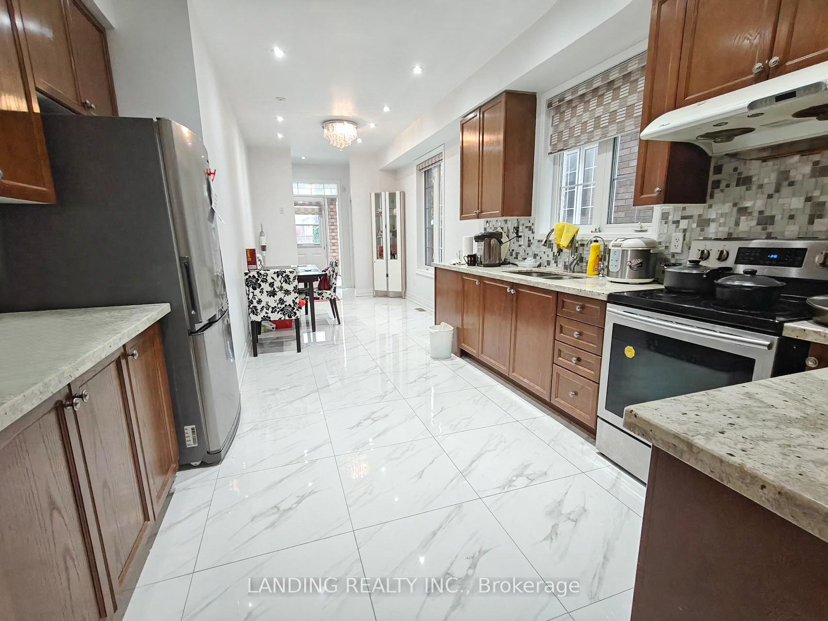 Photo 5 of 61 Northvale Road, Markham, Cornell — HOMEH