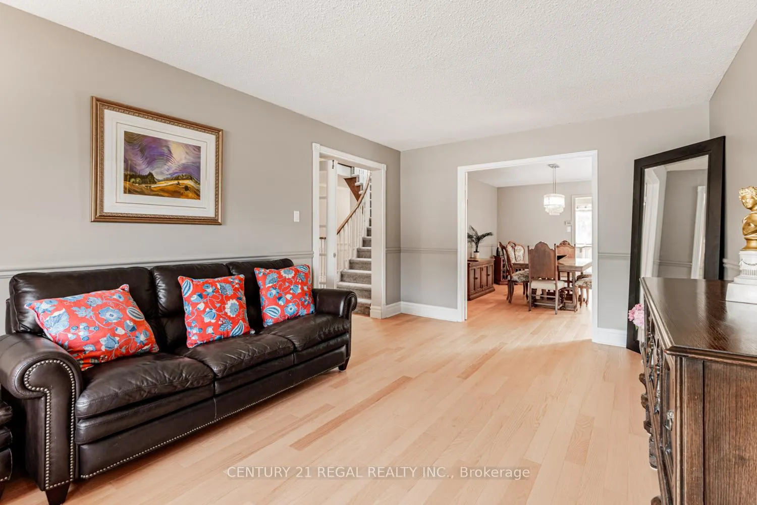 Photo 7 of 42 Milner Crescent, Ajax, South West — HOMEH