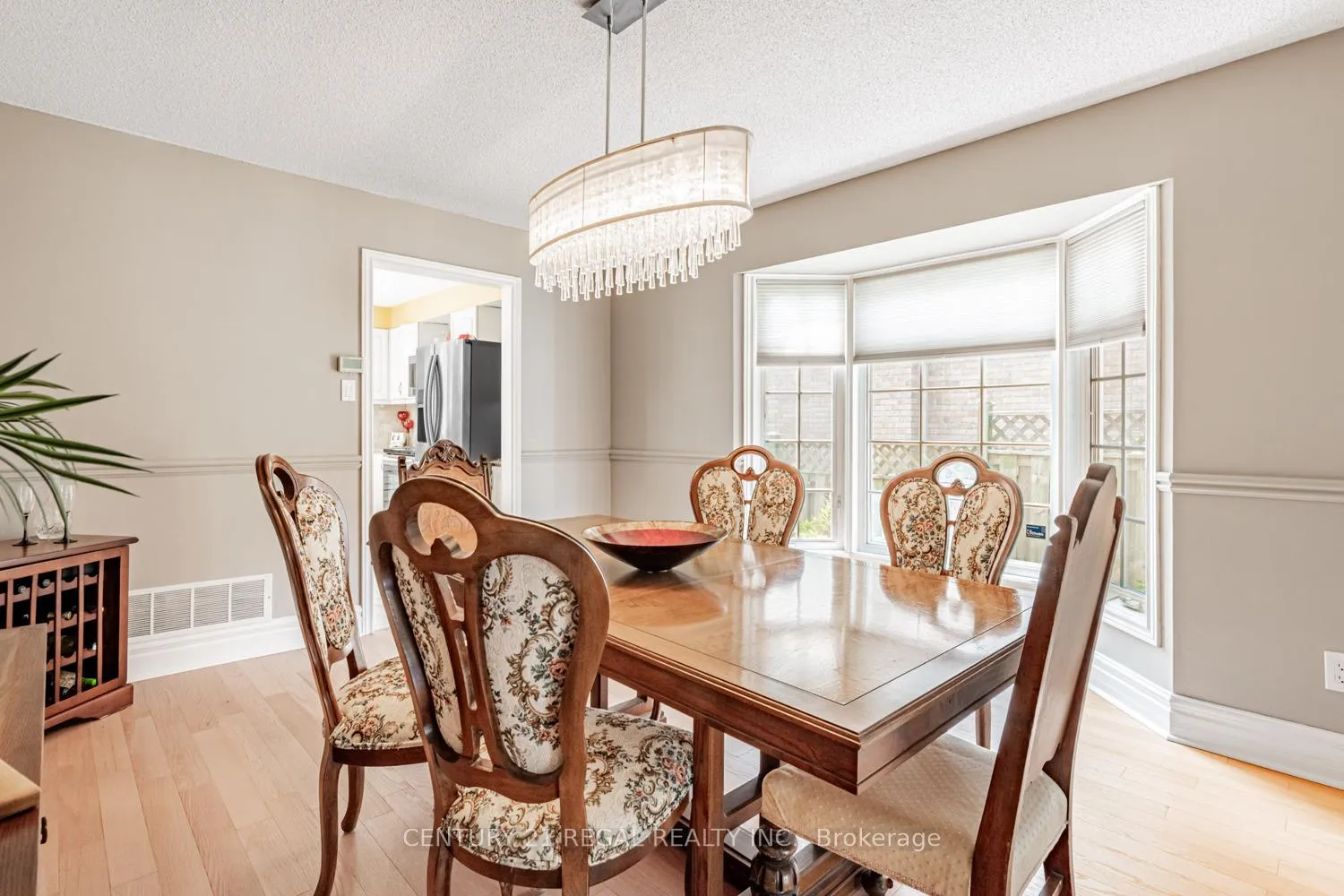 Photo 8 of 42 Milner Crescent, Ajax, South West — HOMEH