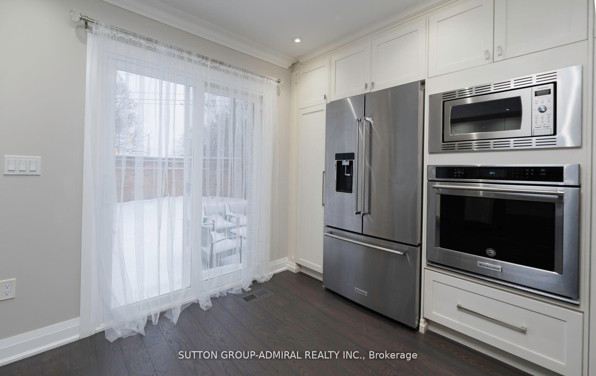 Photo 7 of 29 Roxborough Lane, Vaughan, Uplands — HOMEH