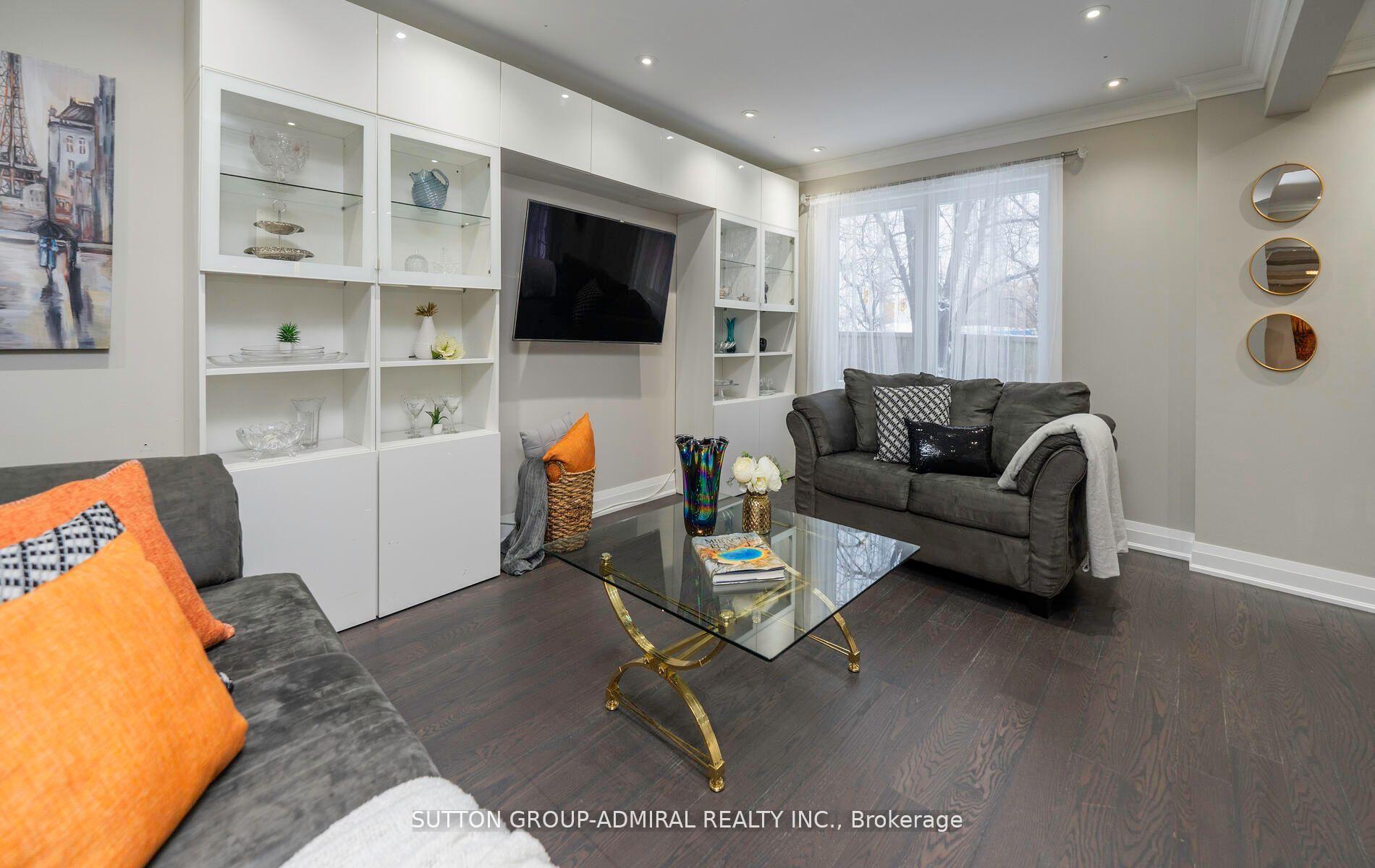 Photo 13 of 29 Roxborough Lane, Vaughan, Uplands — HOMEH