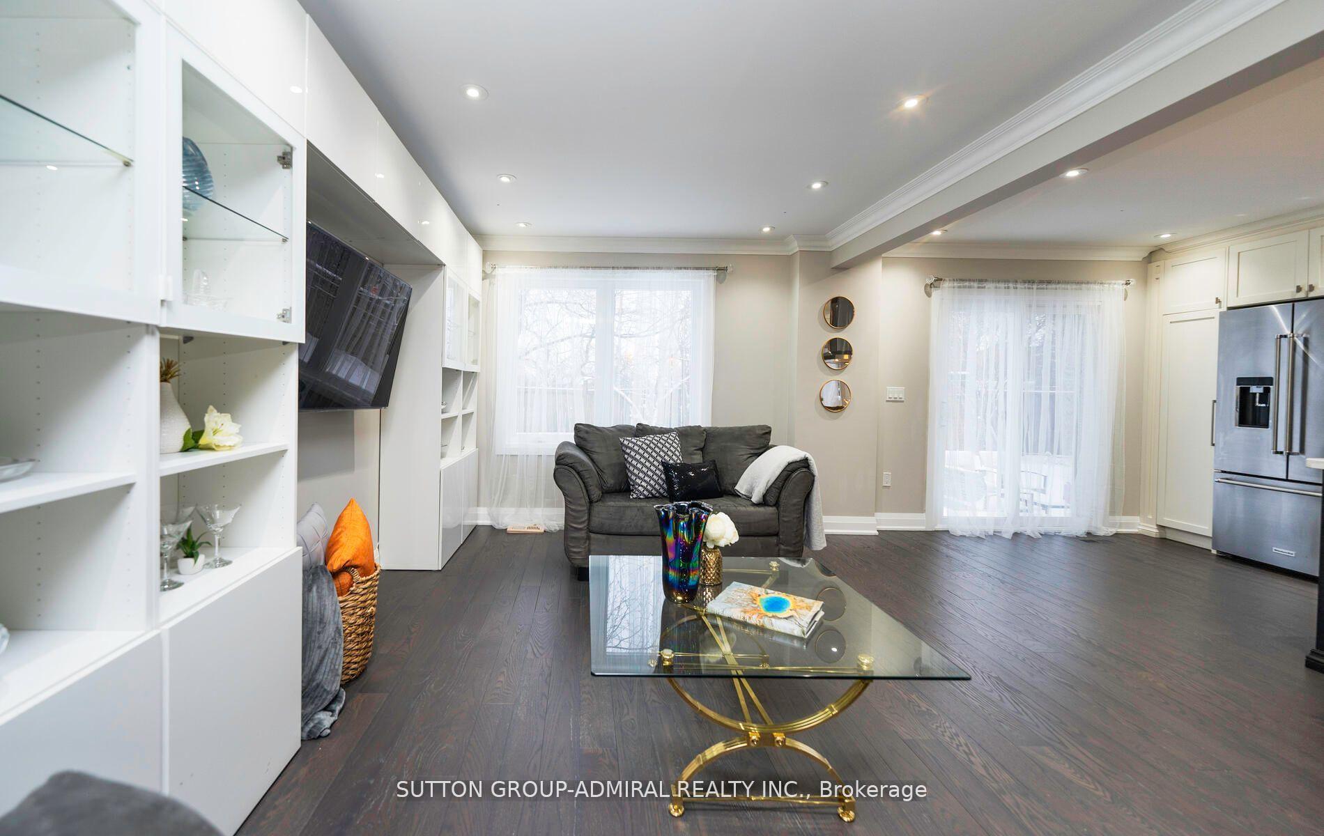 Photo 14 of 29 Roxborough Lane, Vaughan, Uplands — HOMEH