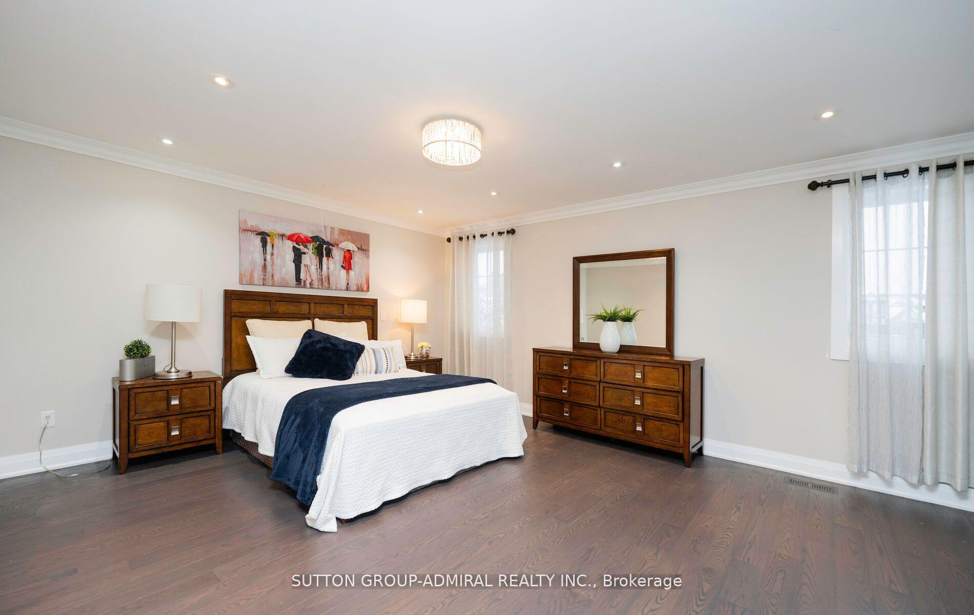 Photo 18 of 29 Roxborough Lane, Vaughan, Uplands — HOMEH