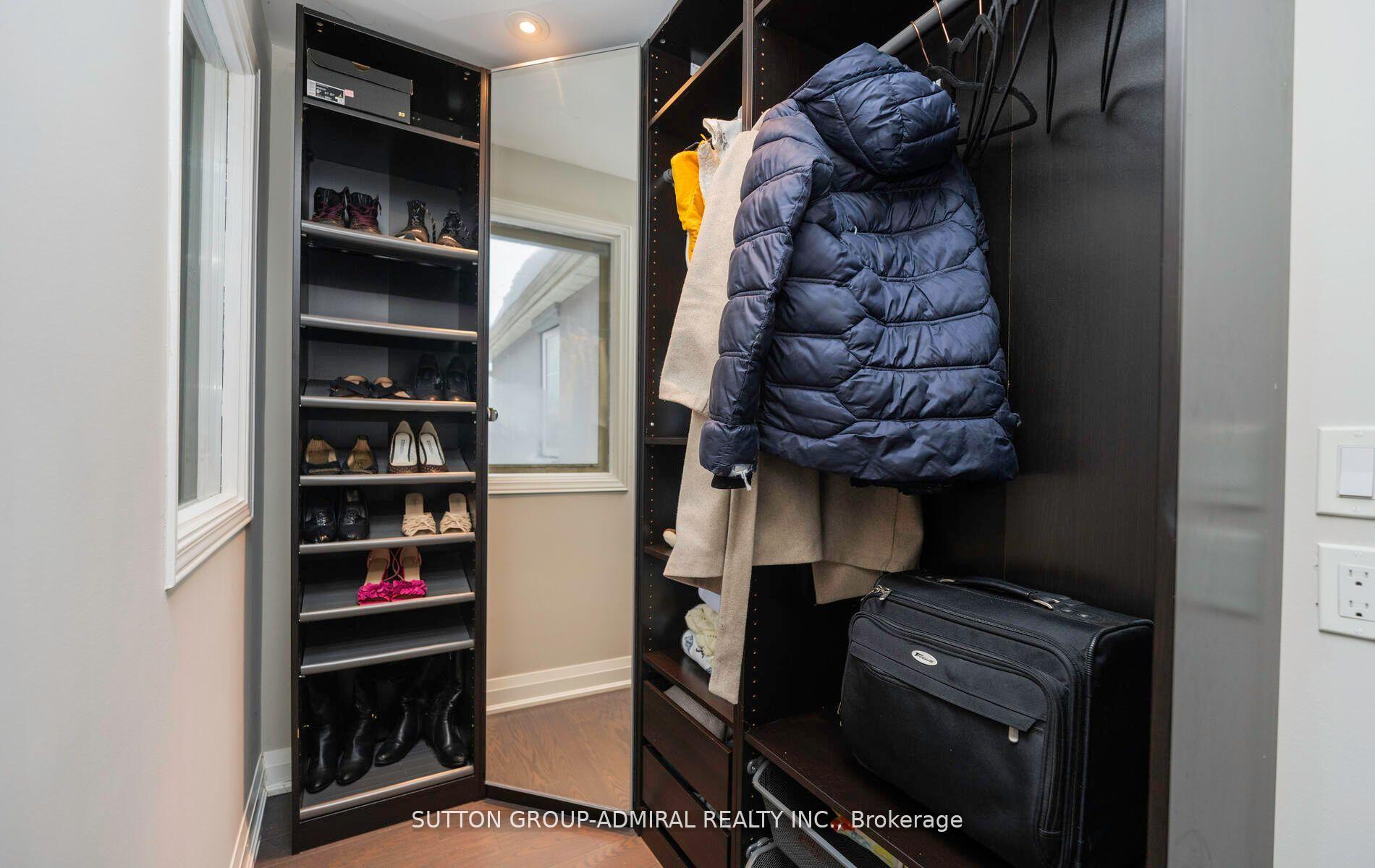 Photo 21 of 29 Roxborough Lane, Vaughan, Uplands — HOMEH