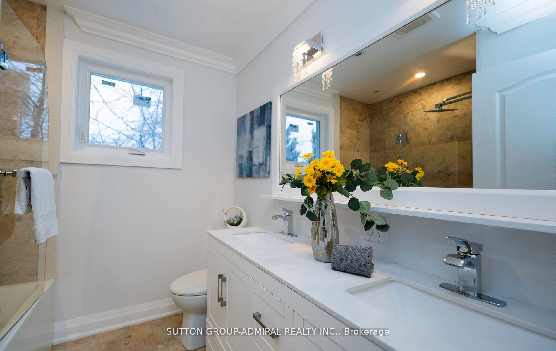 Photo 27 of 29 Roxborough Lane, Vaughan, Uplands — HOMEH