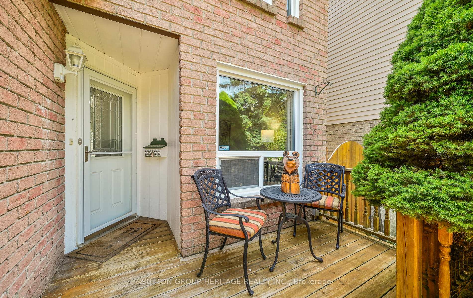 Photo 4 of 58 Goldring Drive, Whitby, Lynde Creek — HOMEH
