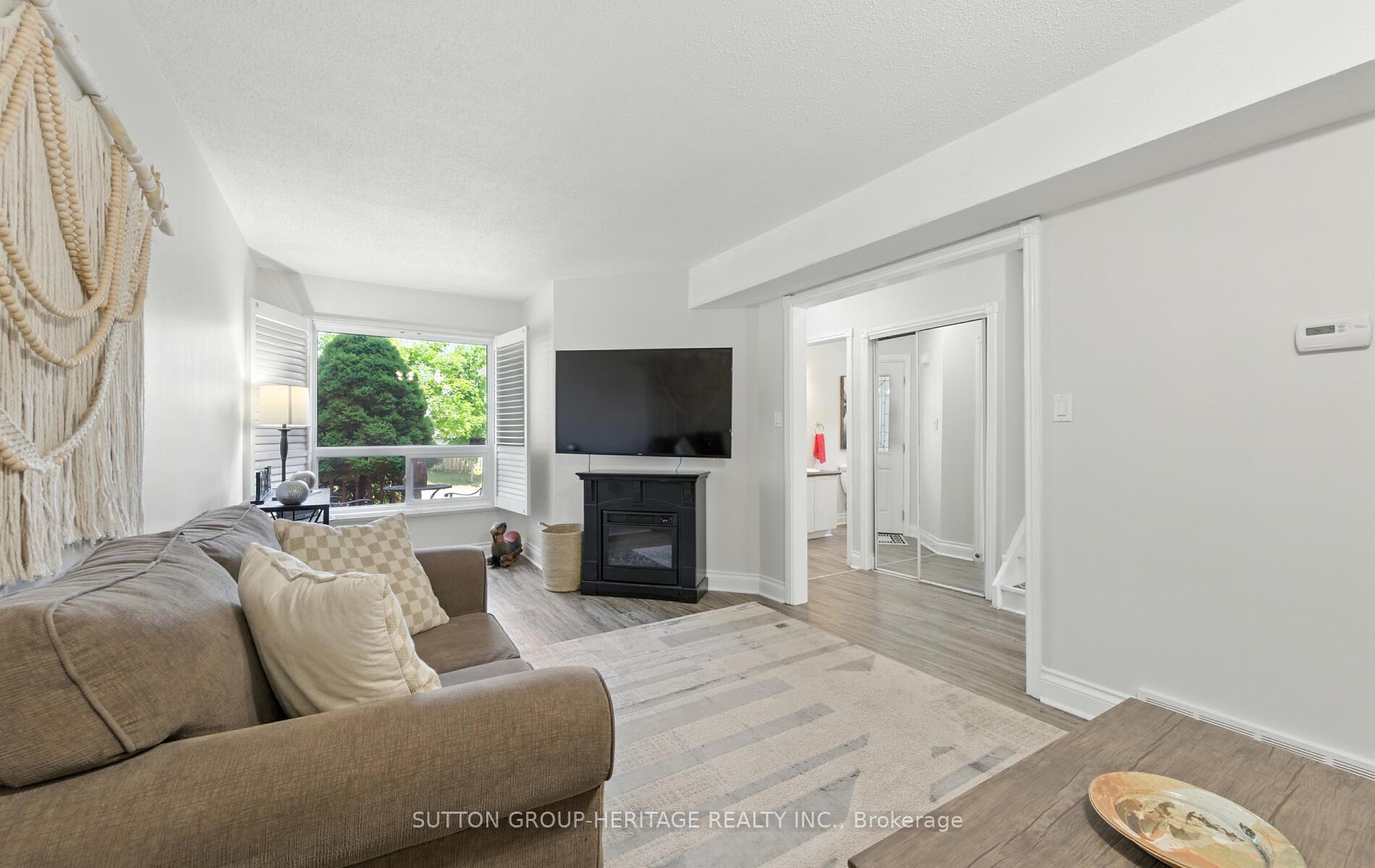 Photo 9 of 58 Goldring Drive, Whitby, Lynde Creek — HOMEH