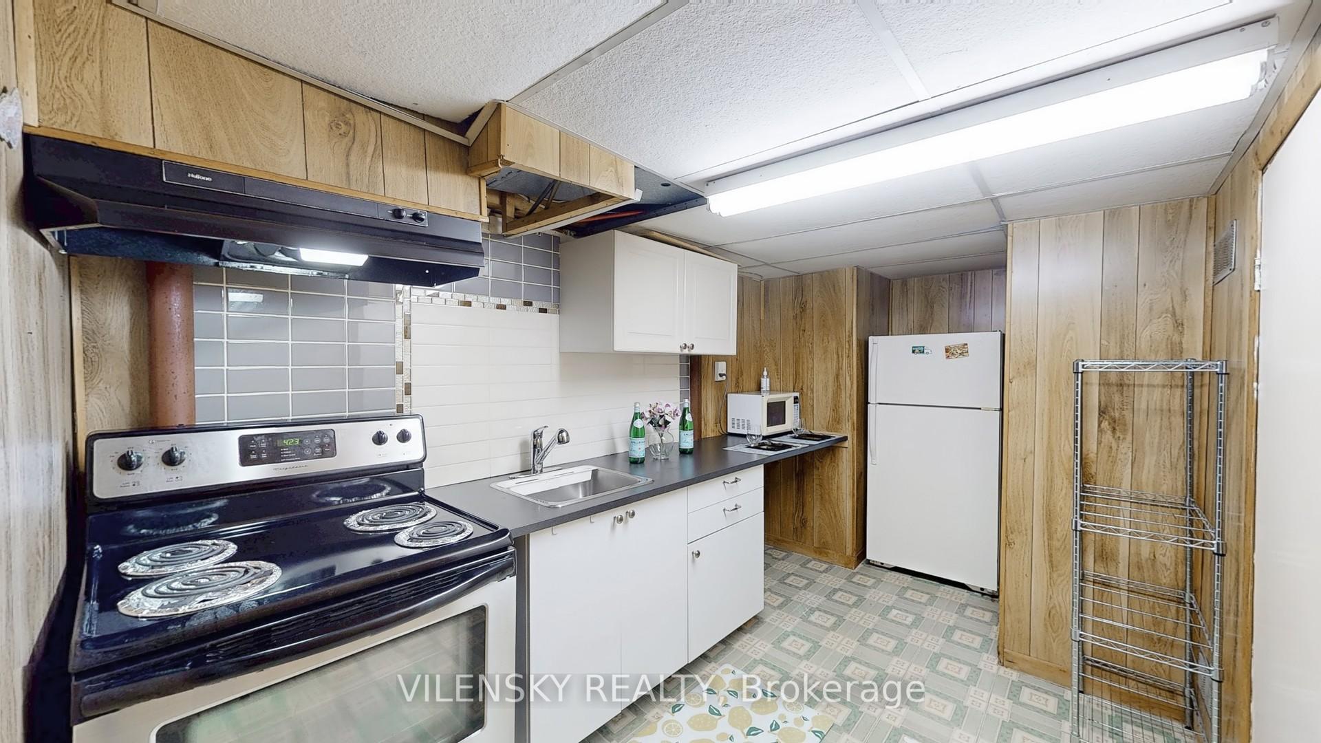 Photo 3 of Unit BSMT, 129 Hetherington Crescent, Vaughan, Brownridge — HOMEH