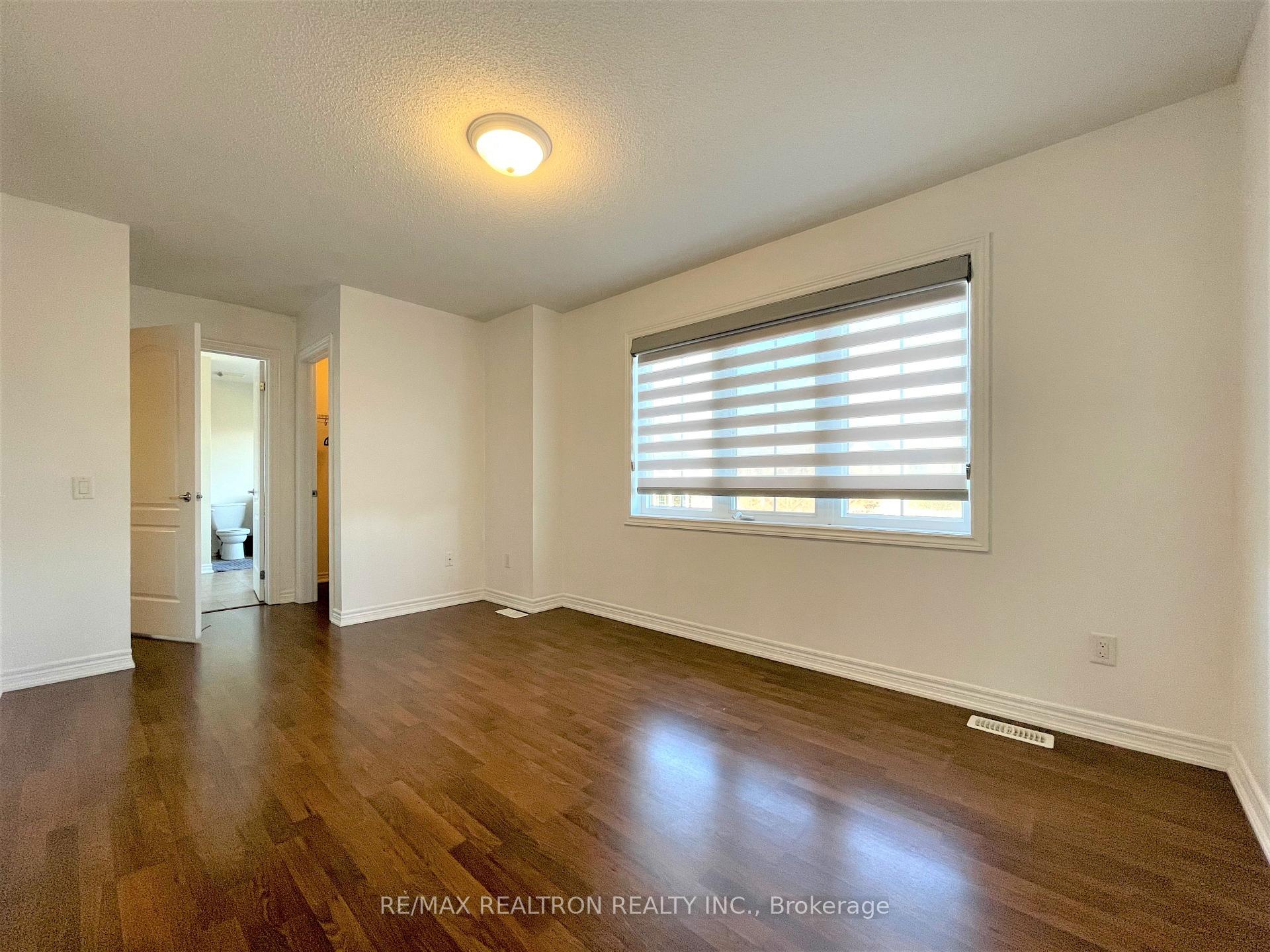 Photo 21 of 205 Vanda Drive, Vaughan, Patterson — HOMEH