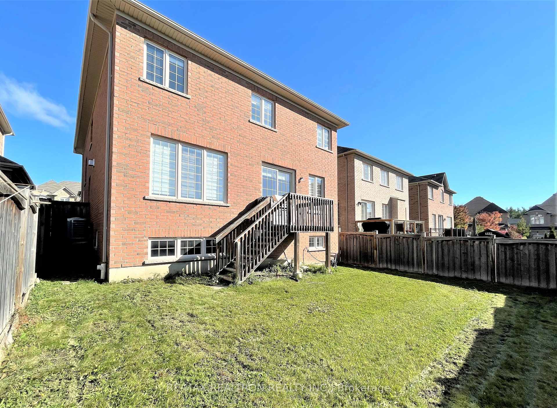 Photo 39 of 205 Vanda Drive, Vaughan, Patterson — HOMEH