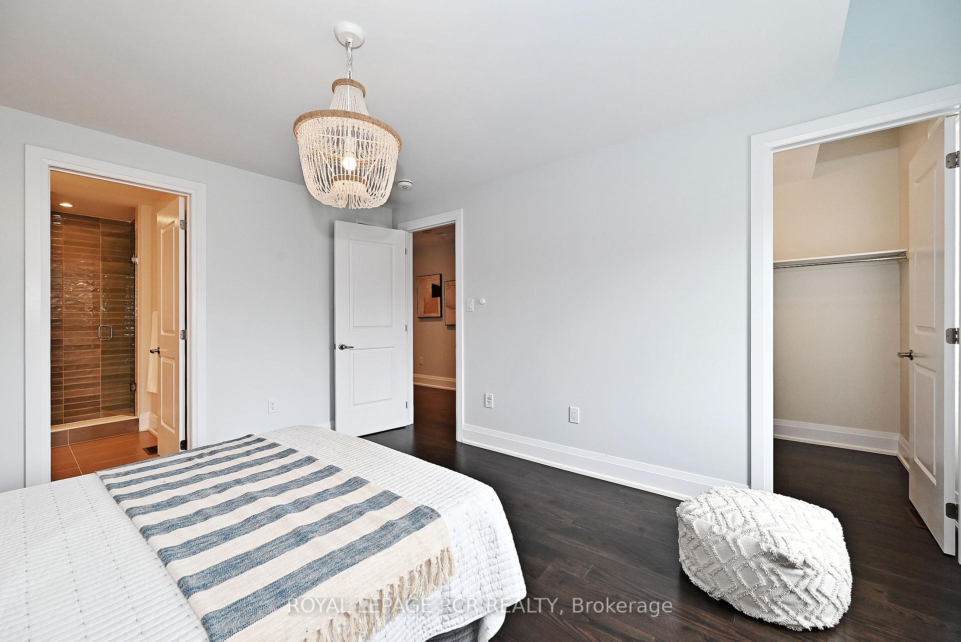 Photo 33 of 240 Conklin Crescent, Aurora, Rural Aurora — HOMEH