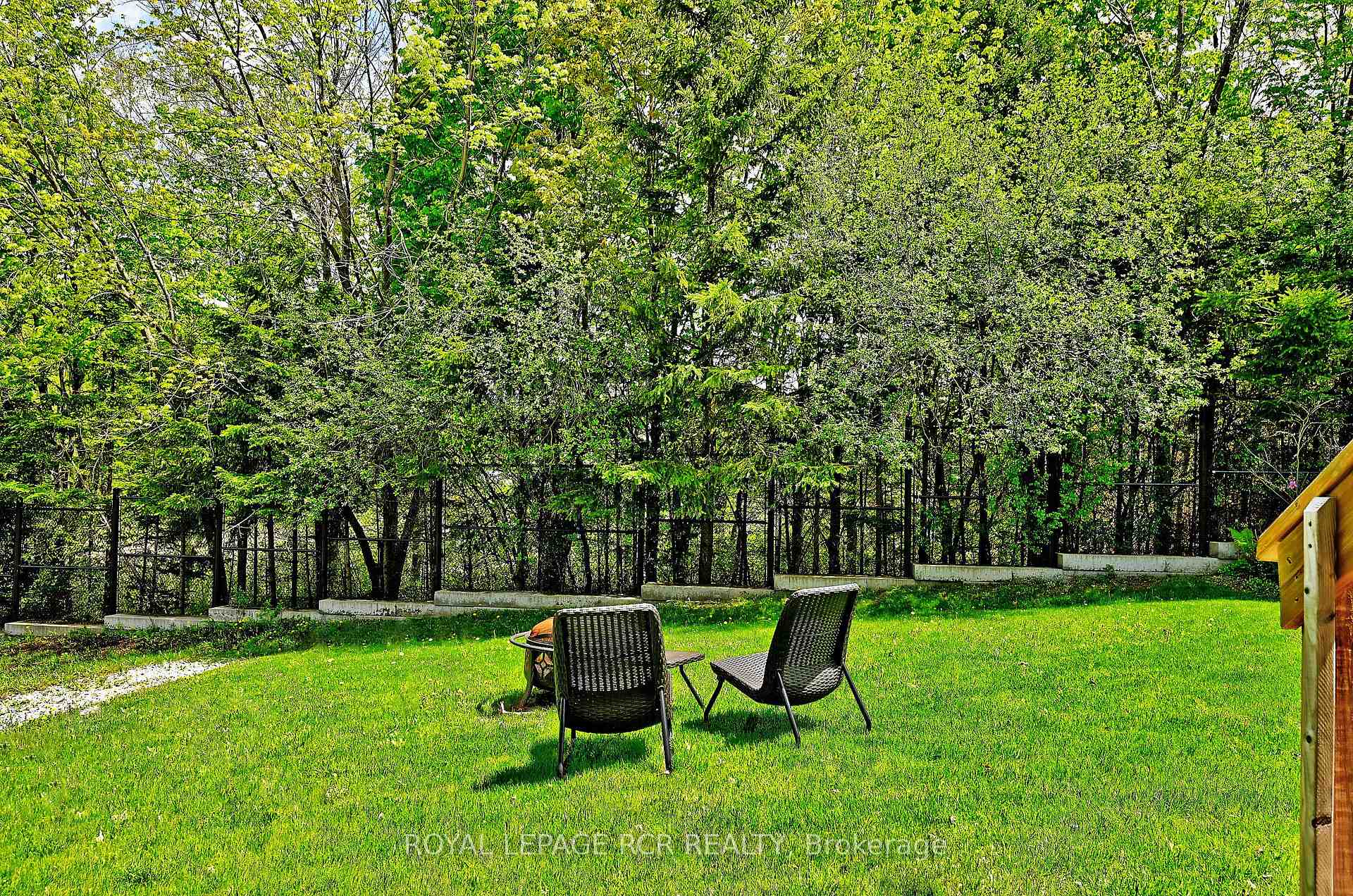 Photo 45 of 240 Conklin Crescent, Aurora, Rural Aurora — HOMEH
