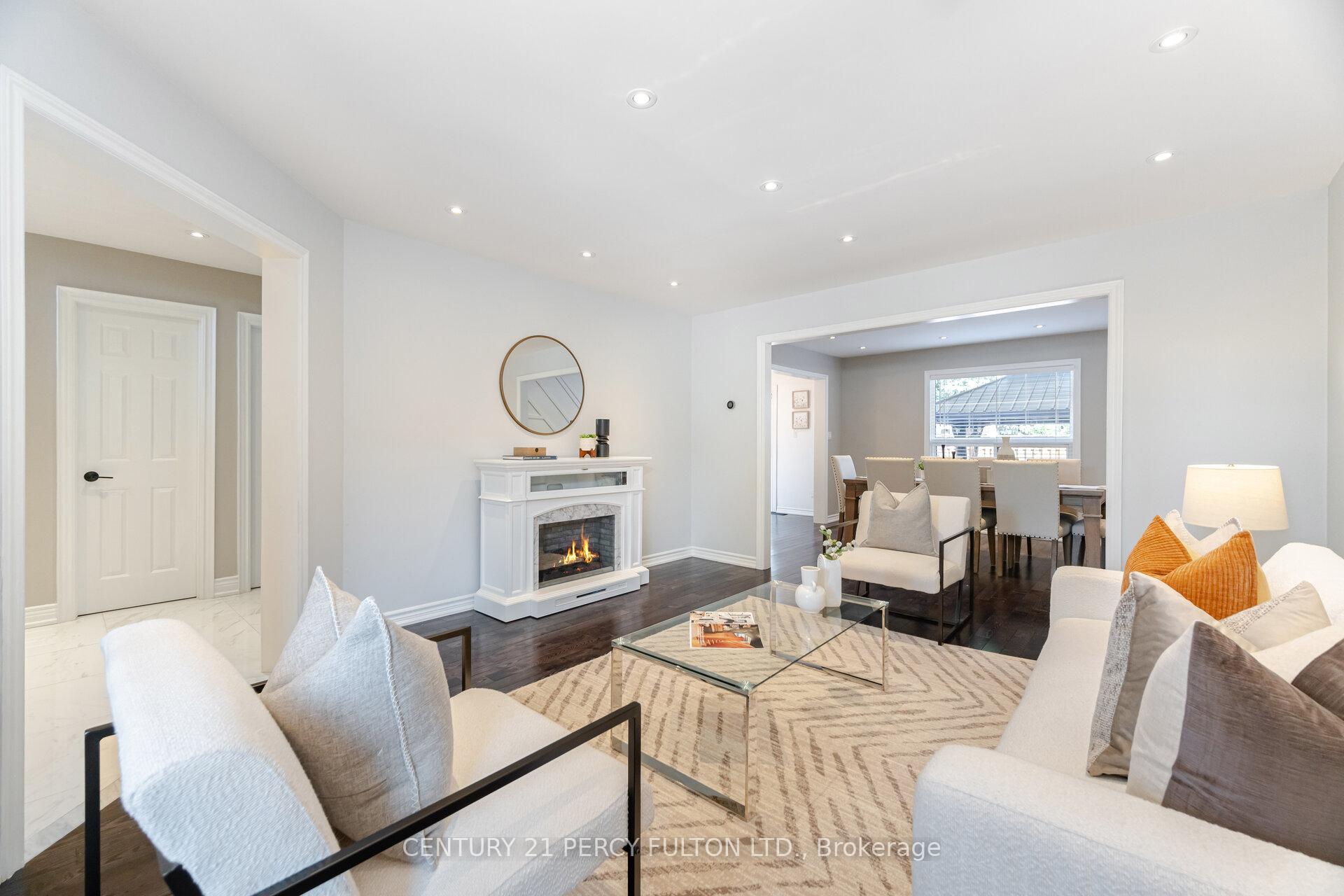 Photo 7 of 61 Fencerow Drive, Whitby, Rolling Acres — HOMEH