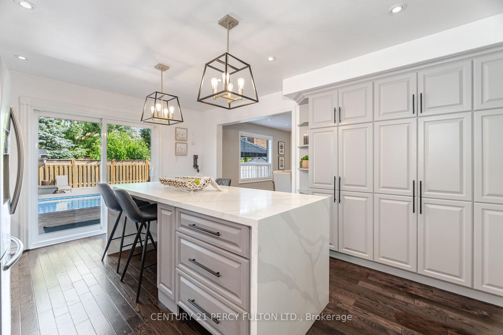 Photo 13 of 61 Fencerow Drive, Whitby, Rolling Acres — HOMEH