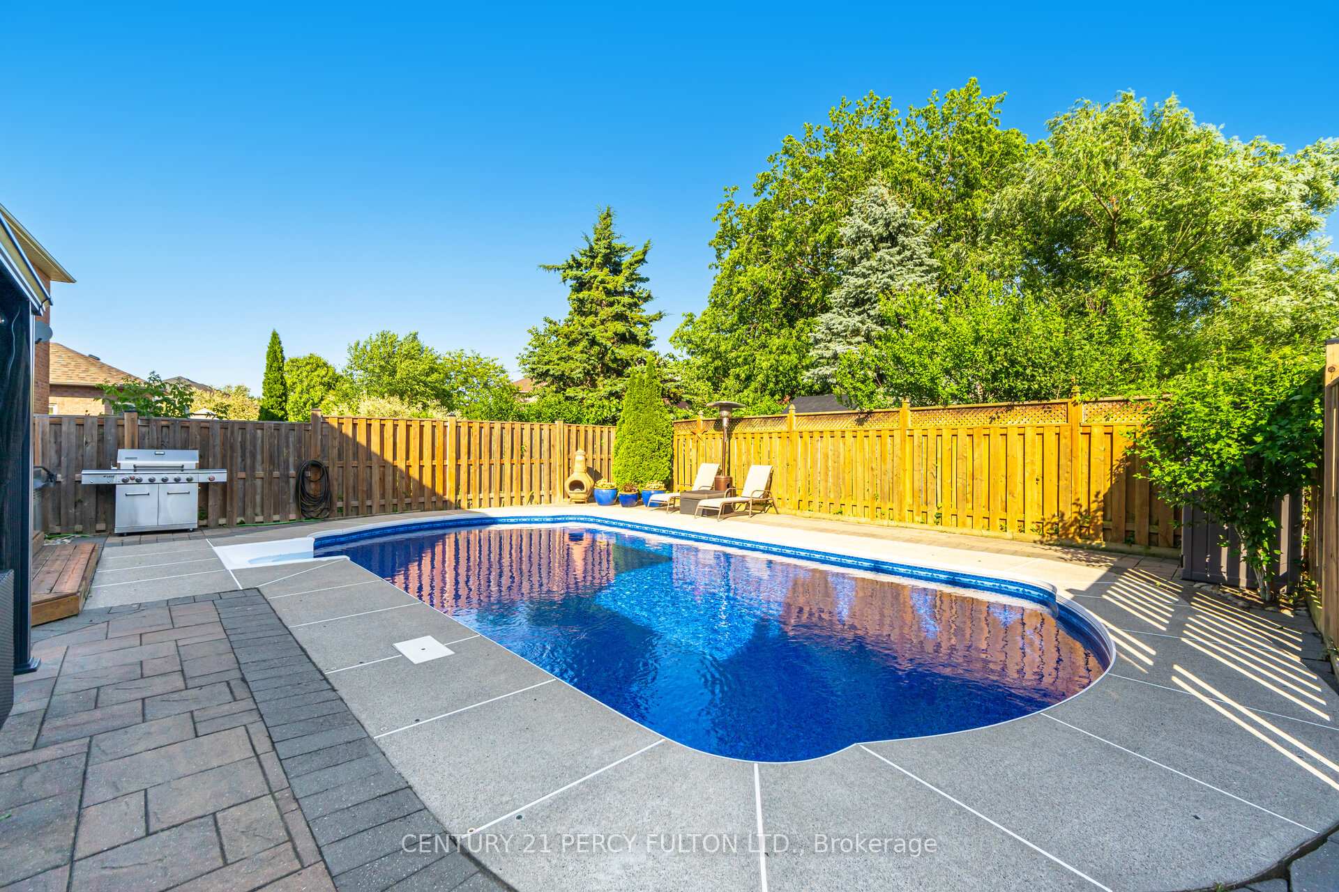 Photo 40 of 61 Fencerow Drive, Whitby, Rolling Acres — HOMEH