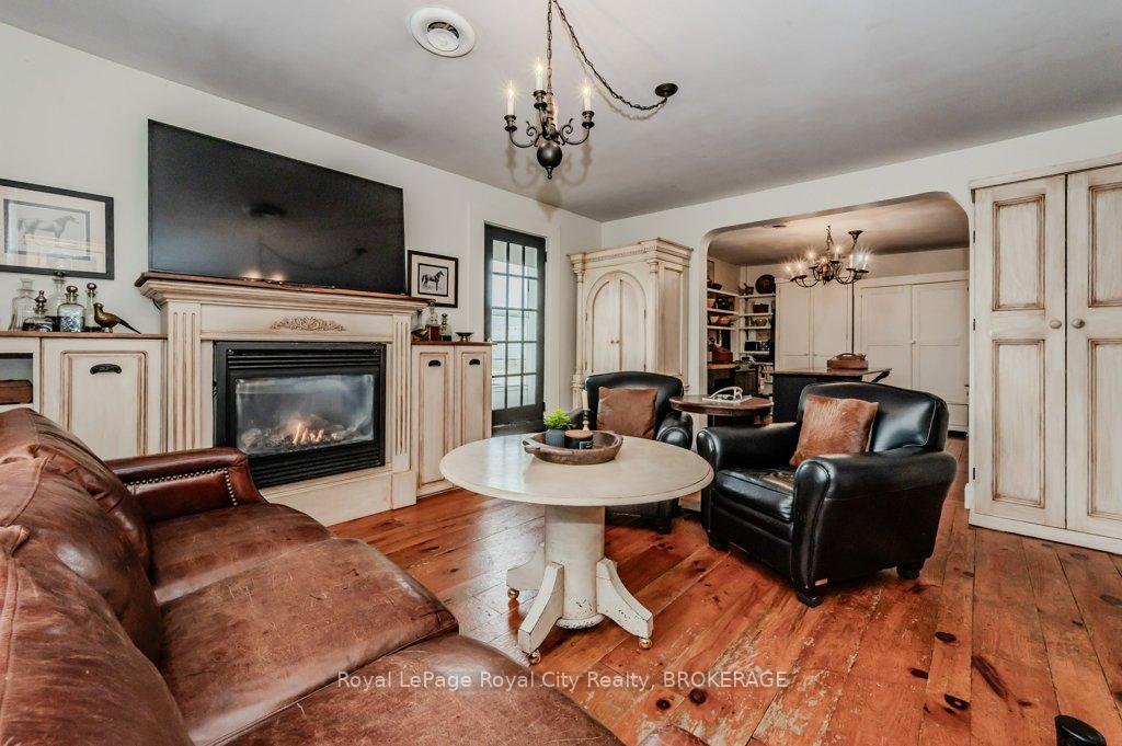 Photo 21 of 1303 Maryhill Road E, Woolwich, Breslau/Bloomingdale/Maryhill — HOMEH