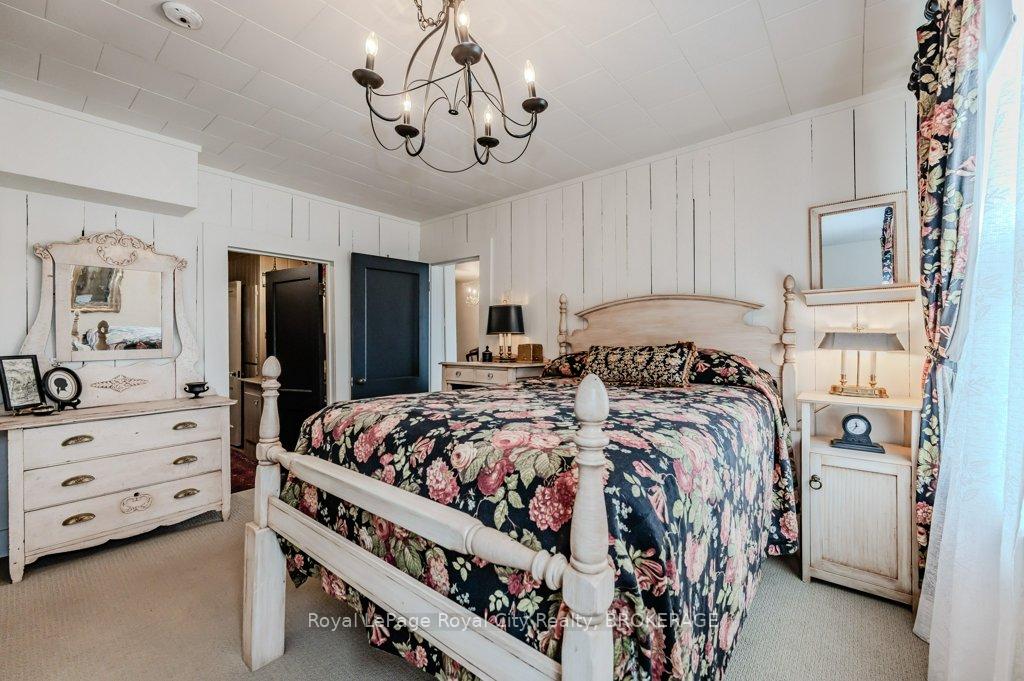 Photo 33 of 1303 Maryhill Road E, Woolwich, Breslau/Bloomingdale/Maryhill — HOMEH