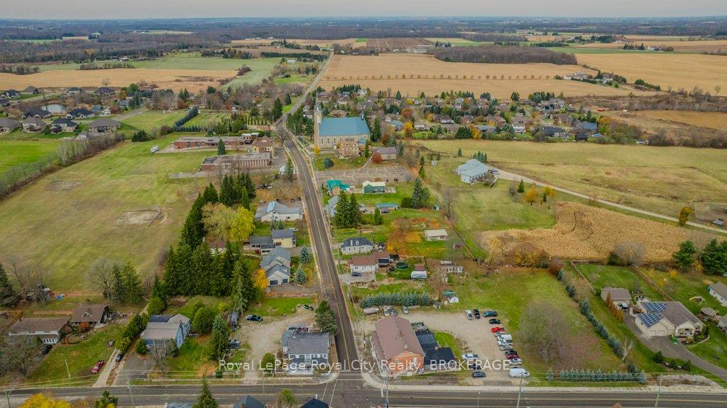 Photo 39 of 1303 Maryhill Road E, Woolwich, Breslau/Bloomingdale/Maryhill — HOMEH