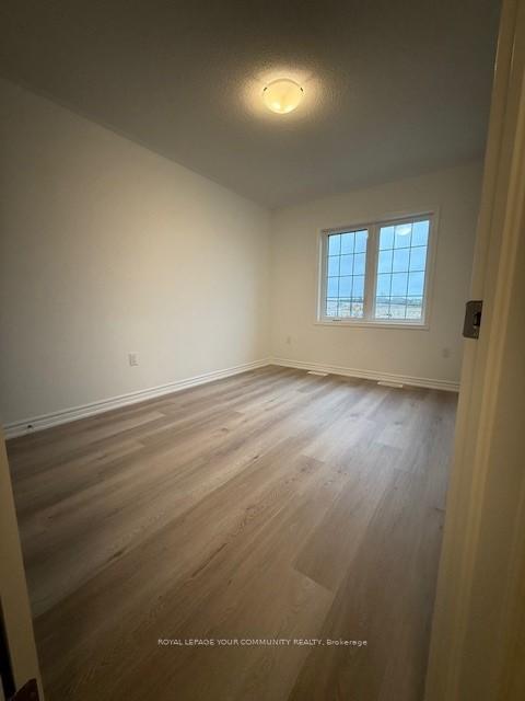Photo 11 of 226 Greer Street, Barrie, Rural Barrie Southeast — HOMEH
