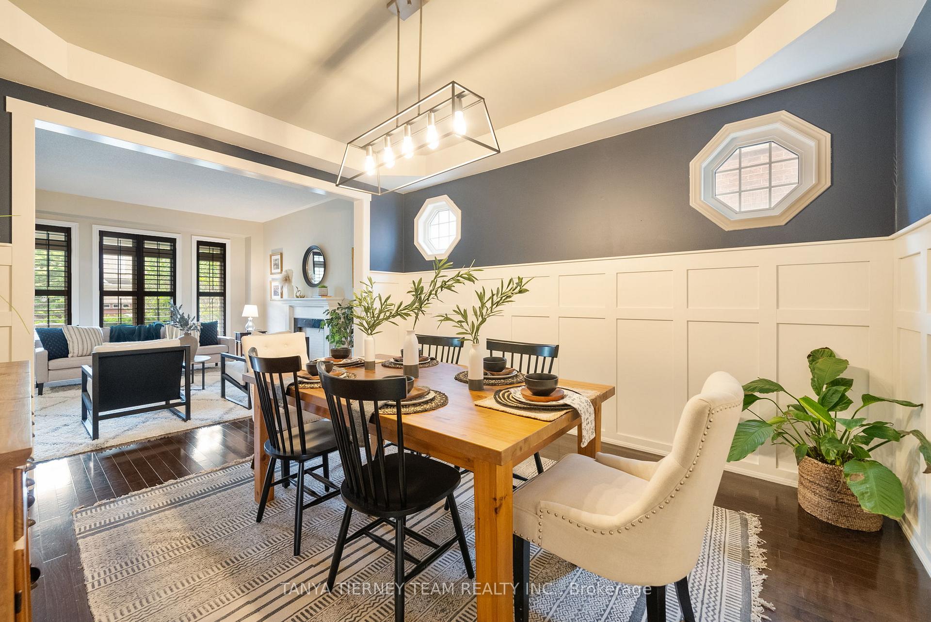 Photo 12 of 11 Covington Drive, Whitby, Brooklin — HOMEH