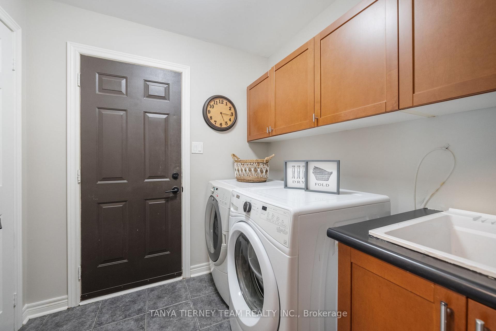 Photo 22 of 11 Covington Drive, Whitby, Brooklin — HOMEH