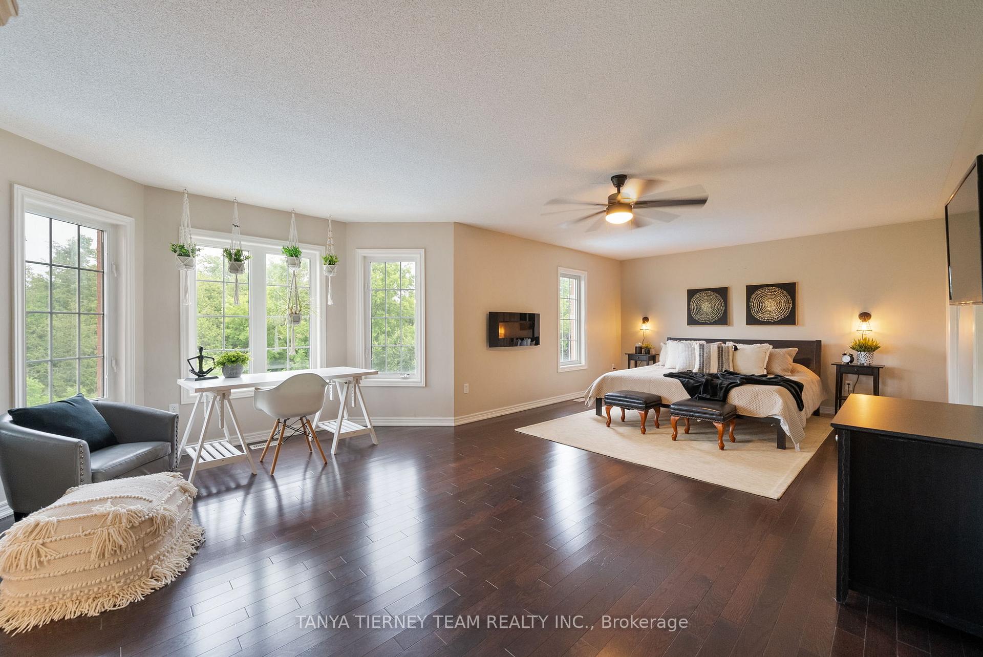 Photo 23 of 11 Covington Drive, Whitby, Brooklin — HOMEH