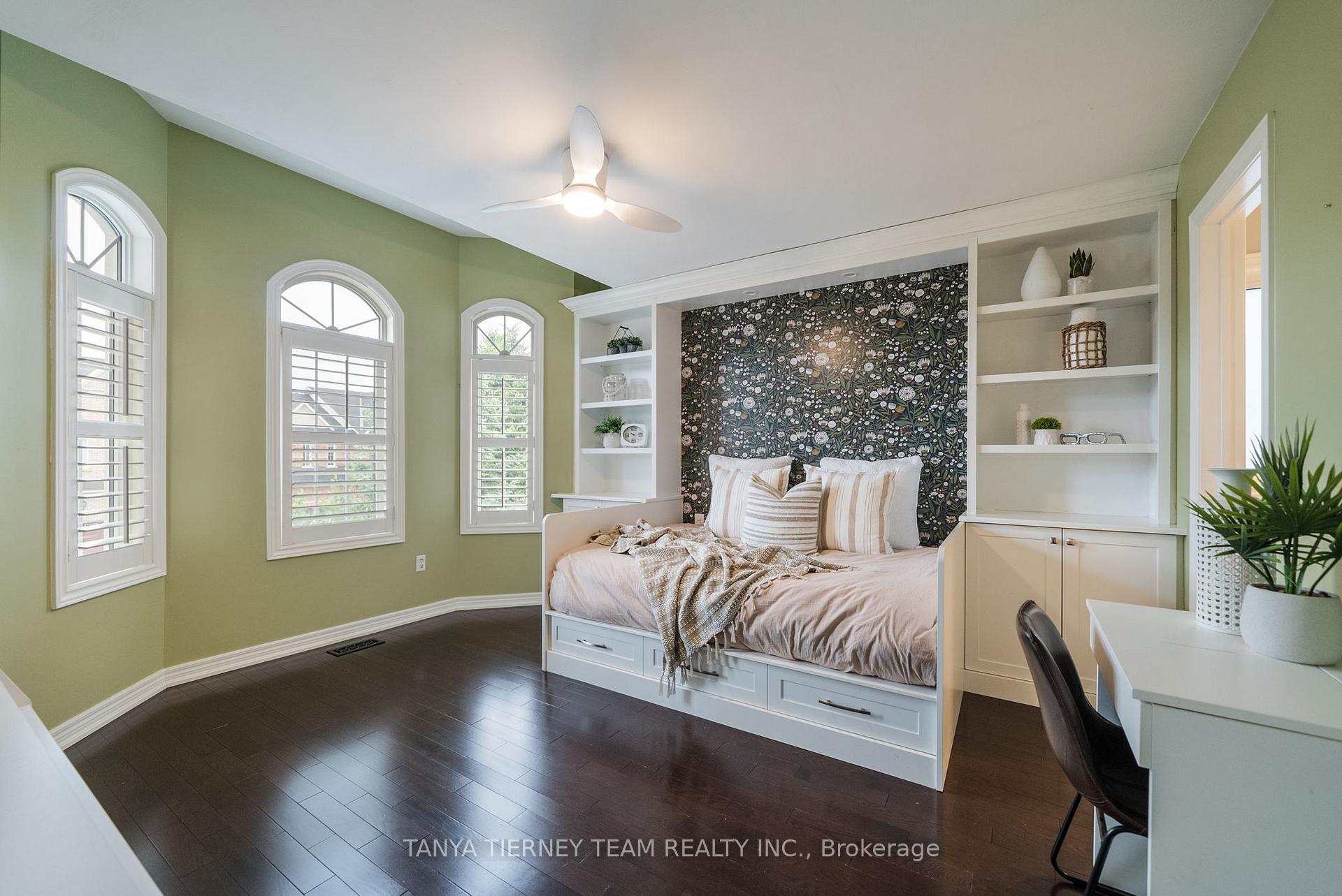 Photo 28 of 11 Covington Drive, Whitby, Brooklin — HOMEH