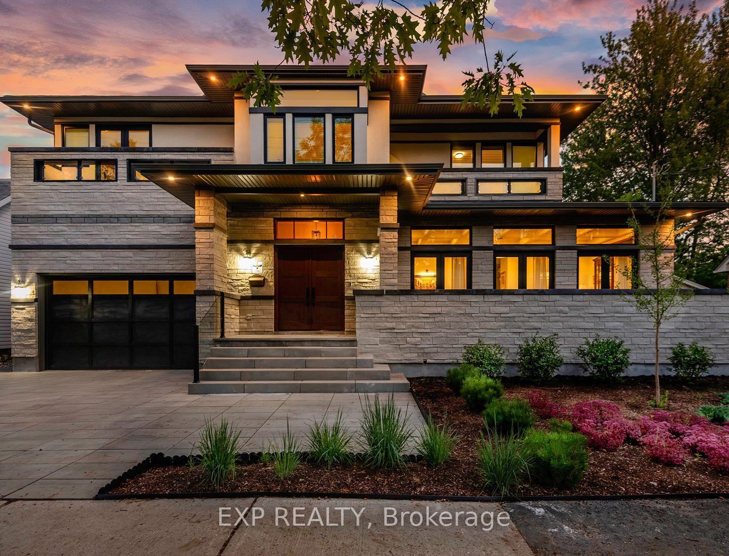 Front of 586 Pleasant Park Road