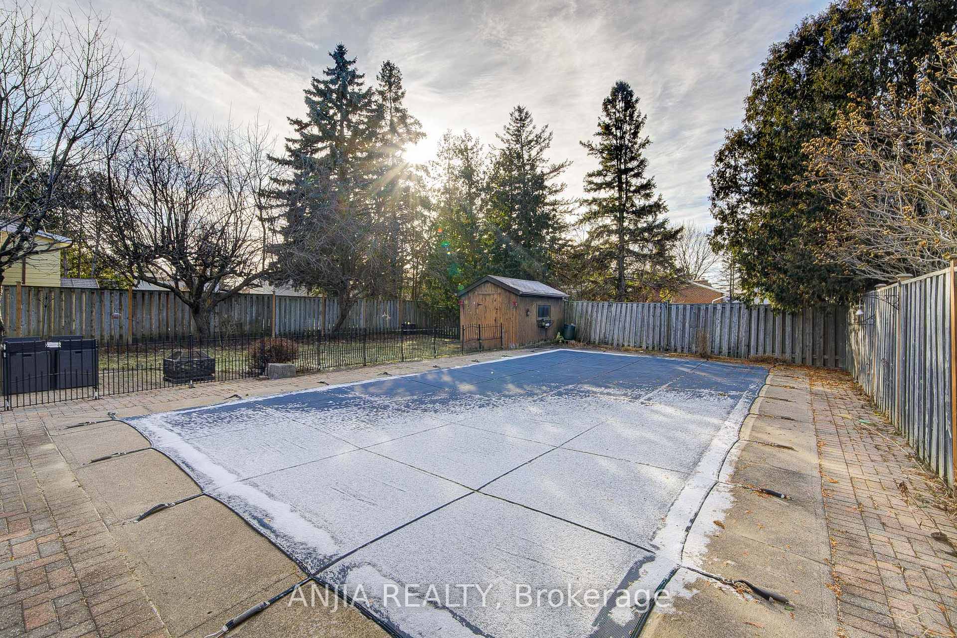 Photo 33 of 82 Wootten Way N, Markham, Markham Village — HOMEH