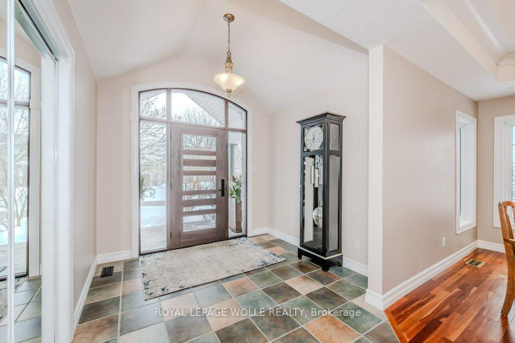 Photo 4 of 25 Rhine Meadow Road, Woolwich — HOMEH