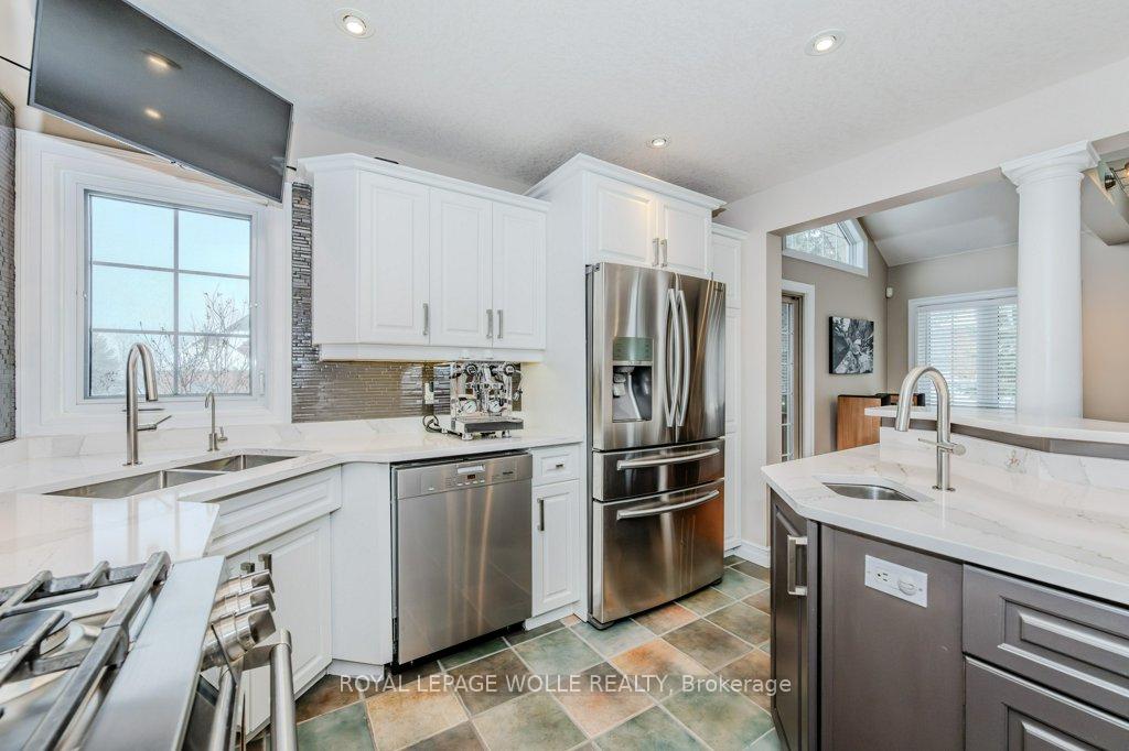 Photo 9 of 25 Rhine Meadow Road, Woolwich — HOMEH