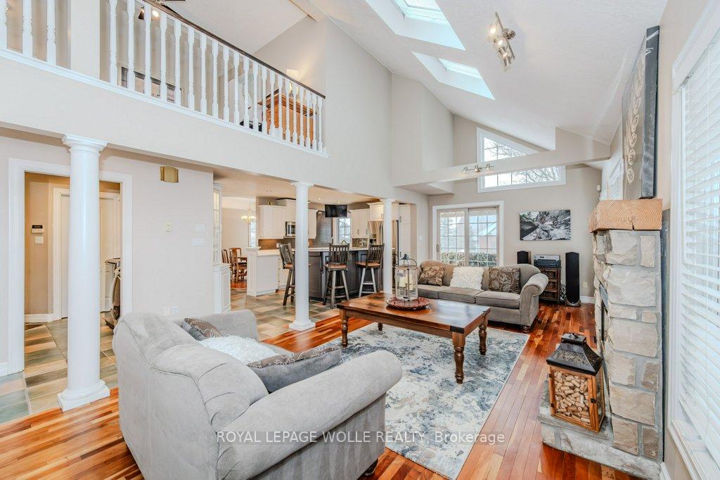 Photo 14 of 25 Rhine Meadow Road, Woolwich — HOMEH