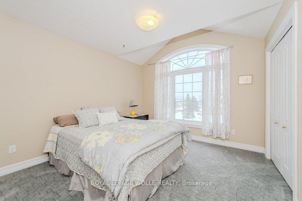 Photo 22 of 25 Rhine Meadow Road, Woolwich — HOMEH