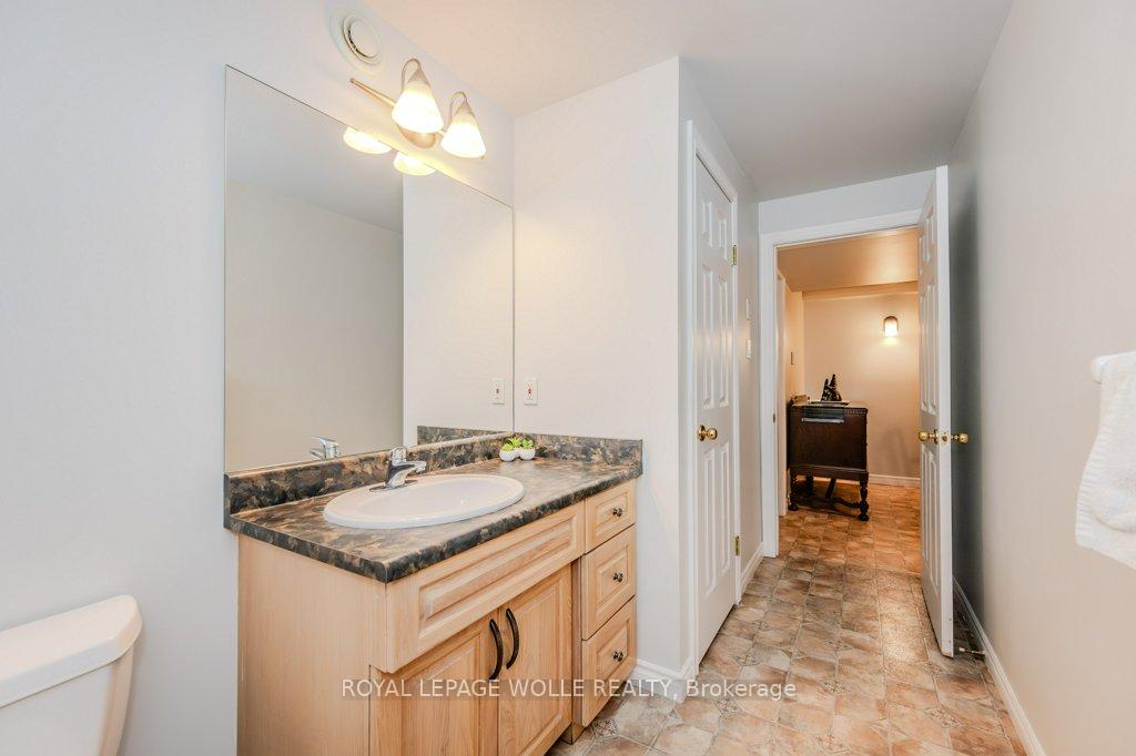 Photo 32 of 25 Rhine Meadow Road, Woolwich — HOMEH