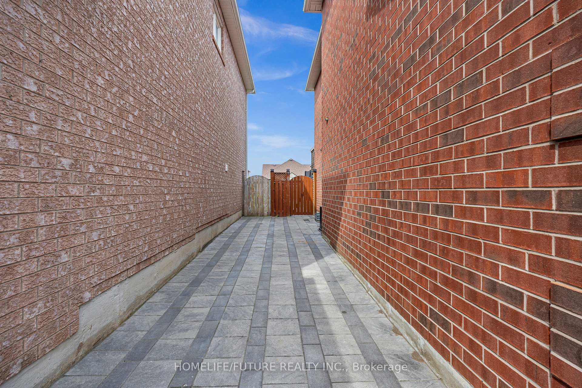 Photo 6 of 6 Floree Street, Whitby, Taunton North — HOMEH