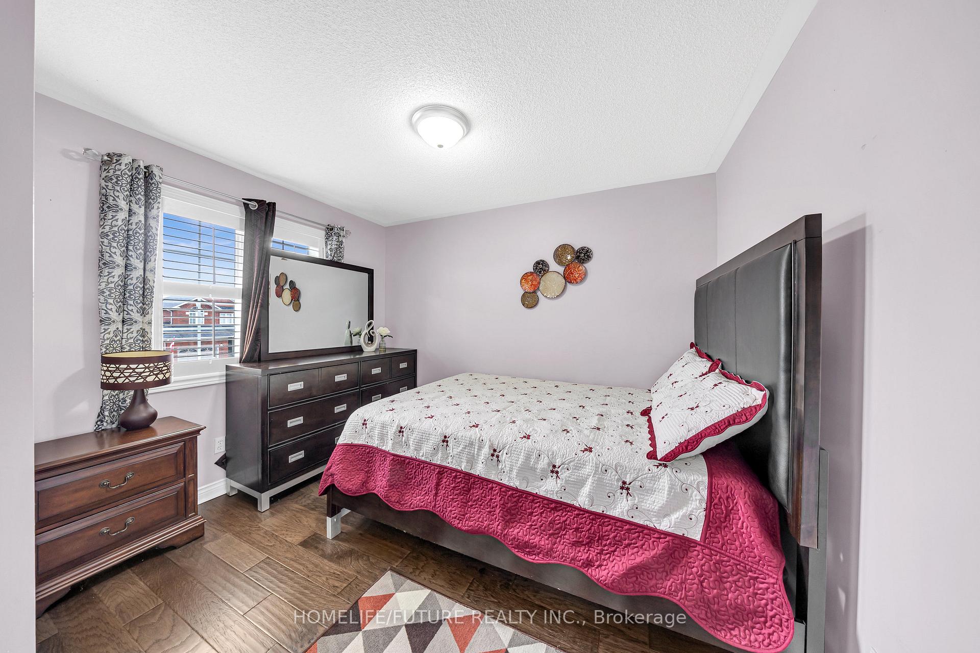 Photo 25 of 6 Floree Street, Whitby, Taunton North — HOMEH