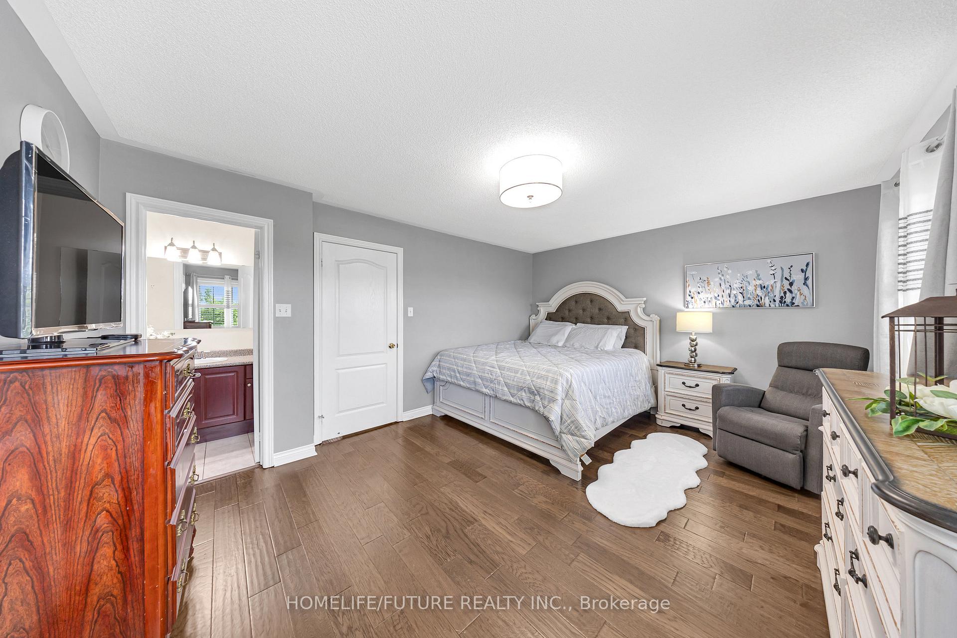 Photo 30 of 6 Floree Street, Whitby, Taunton North — HOMEH