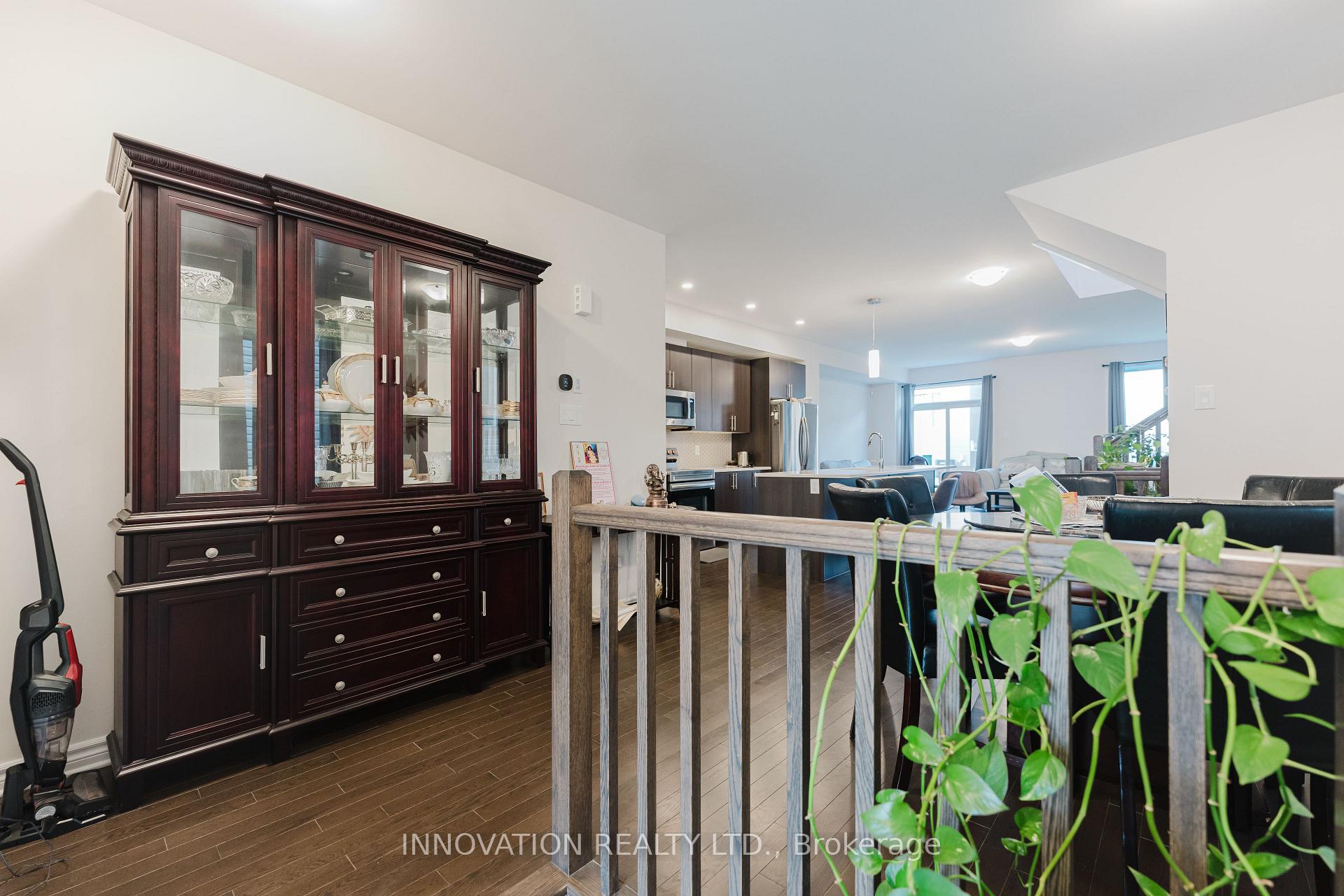 Photo 6 of 25 Atop Lane, Ottawa, Blossom Park/Kemp Park/Findlay Creek — HOMEH