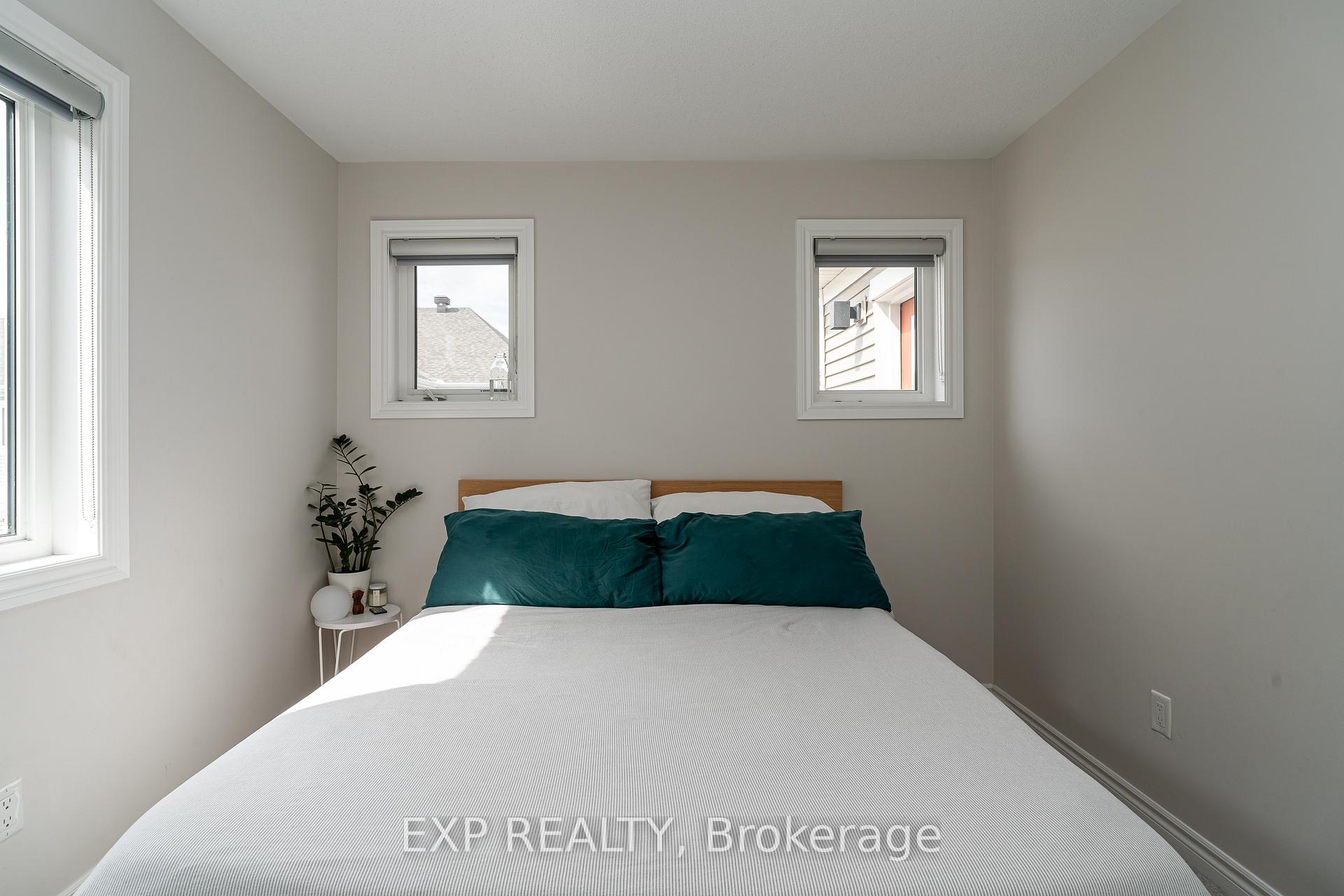 Photo 20 of 814 Horseshoe Falls Way, Ottawa, Barrhaven - Heritage Park — HOMEH