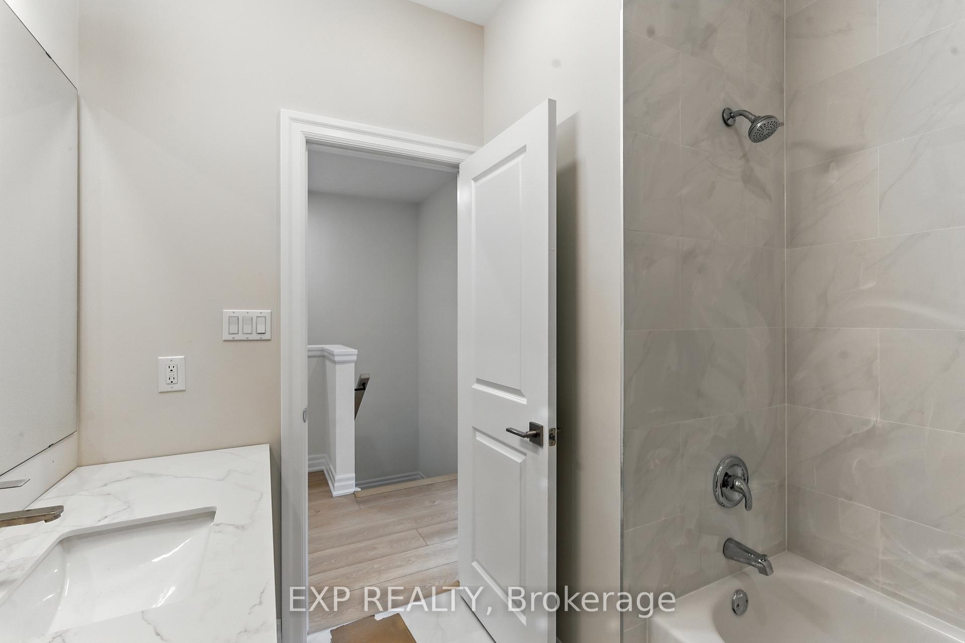 Photo 20 of 116 Forks Road E, Welland, Dain City — HOMEH