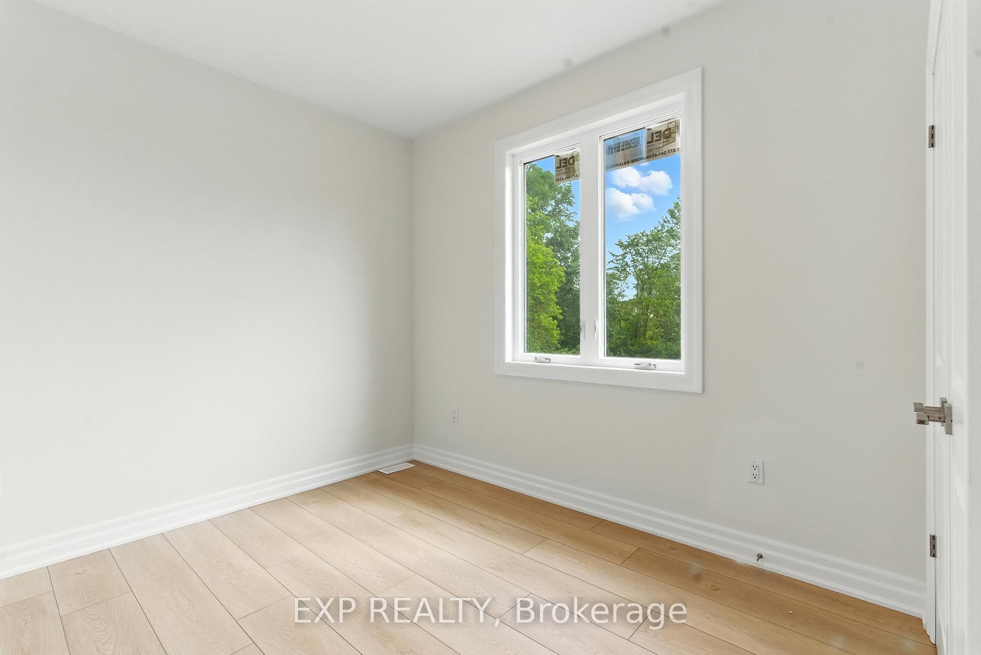 Photo 21 of 116 Forks Road E, Welland, Dain City — HOMEH