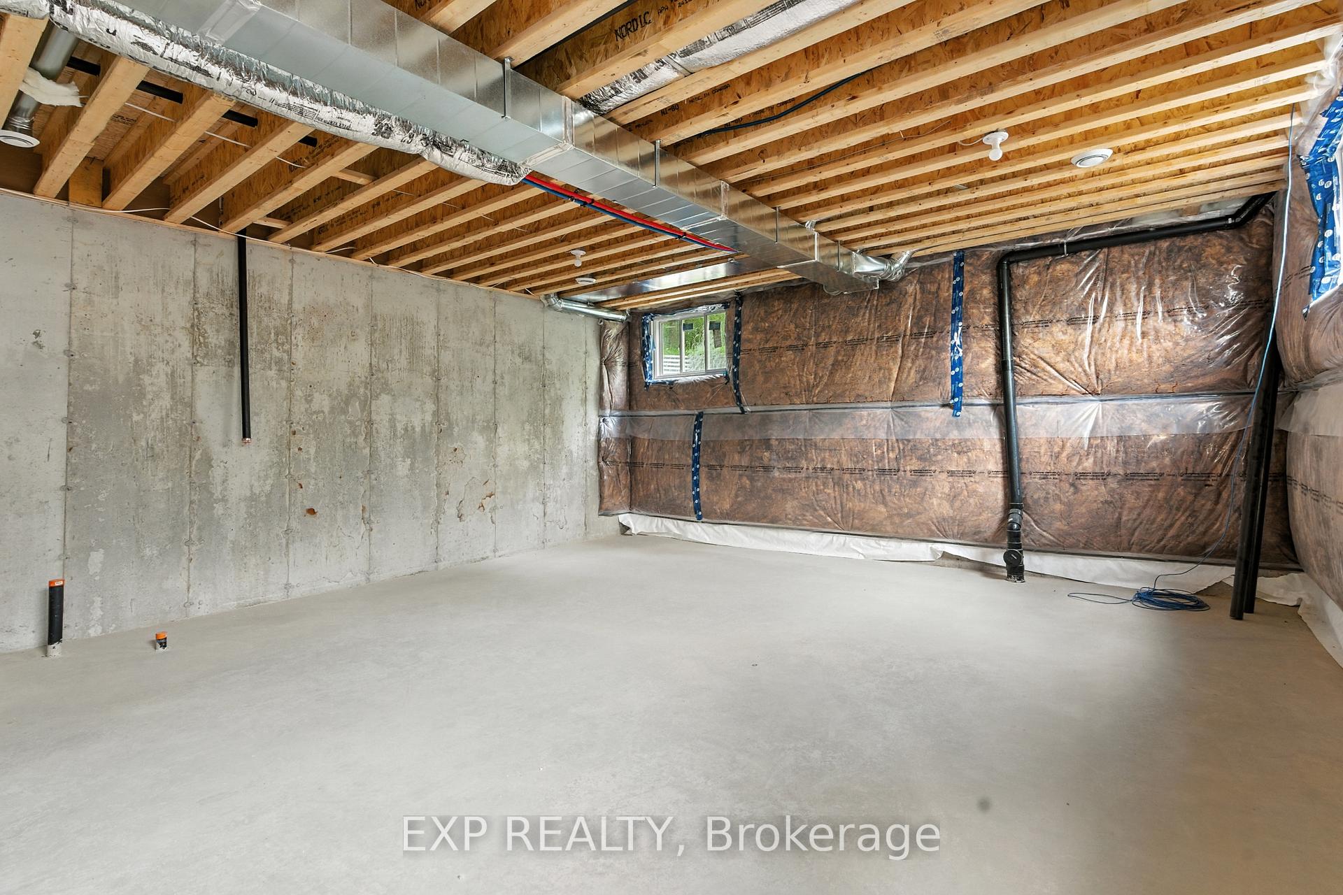 Photo 28 of 116 Forks Road E, Welland, Dain City — HOMEH