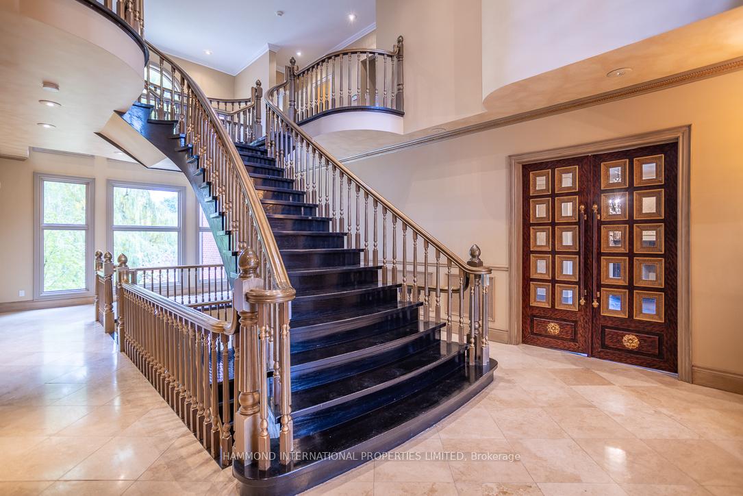 Photo 7 of 53 Macamo Court, Vaughan, Rural Vaughan — HOMEH