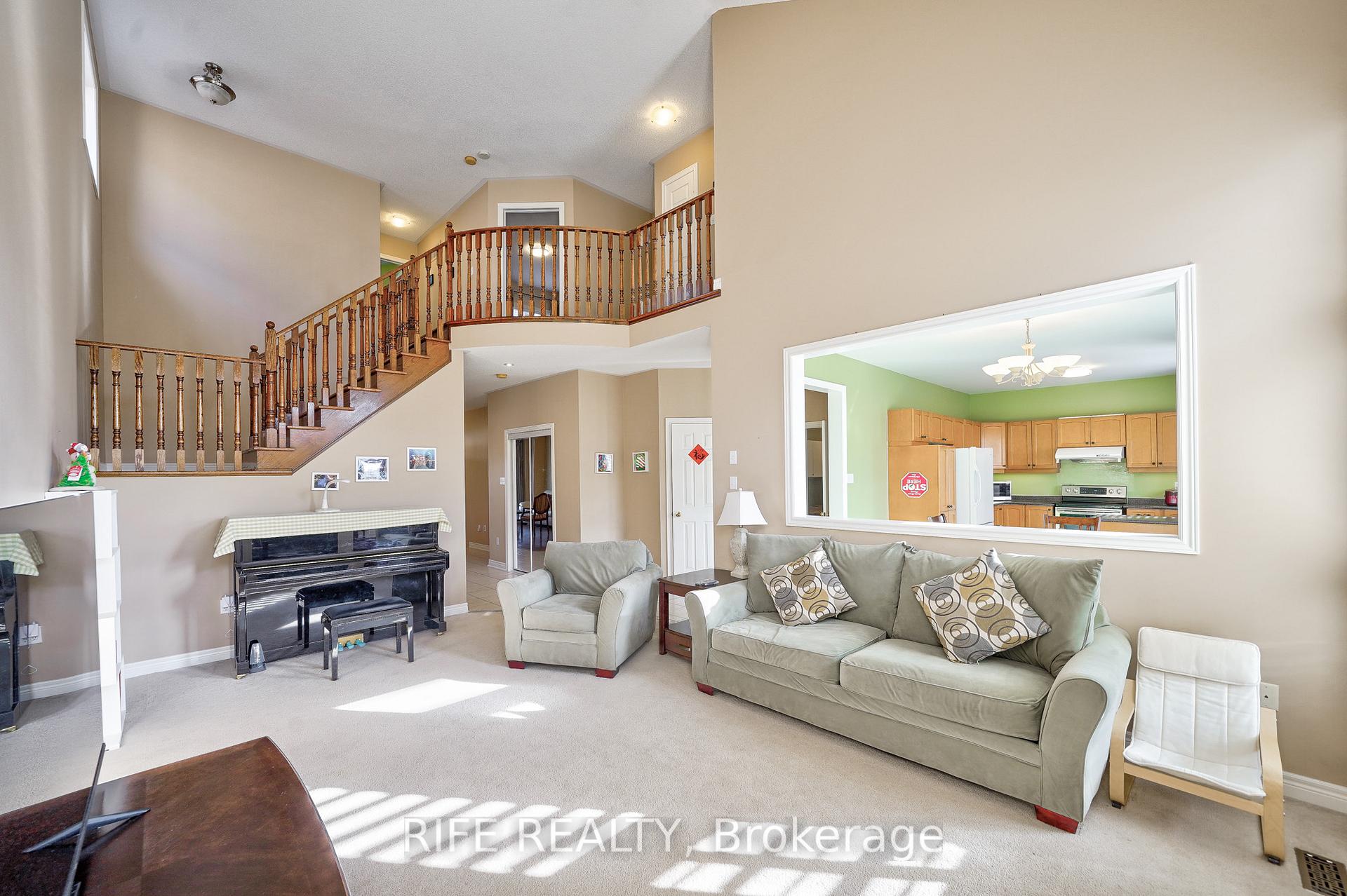 Photo 7 of 226 Ridgecrest Road, Markham, Berczy — HOMEH