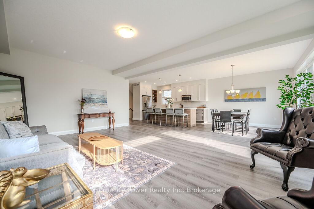 Photo 10 of 45 Queensgate Crescent, Woolwich — HOMEH
