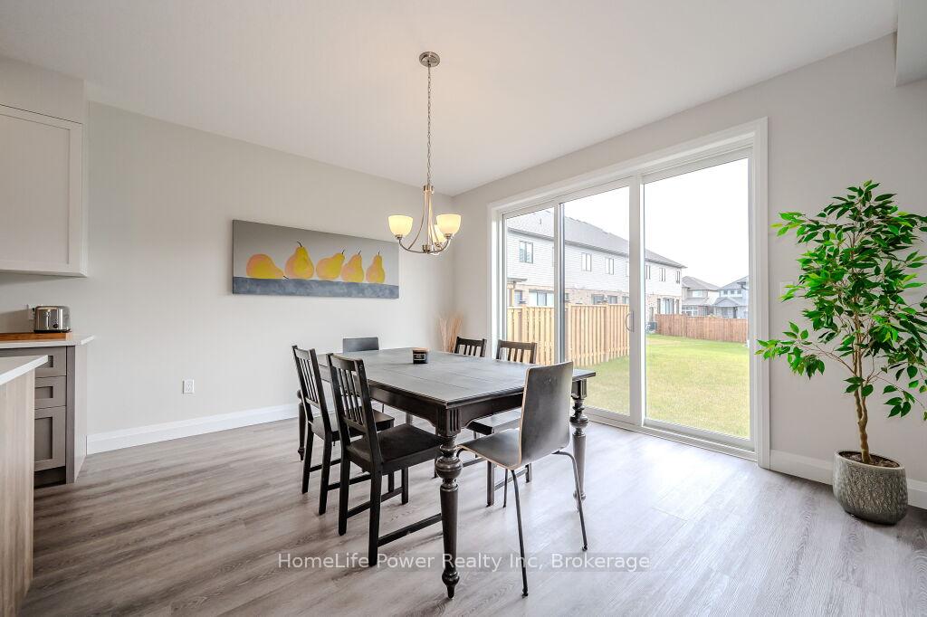Photo 12 of 45 Queensgate Crescent, Woolwich — HOMEH